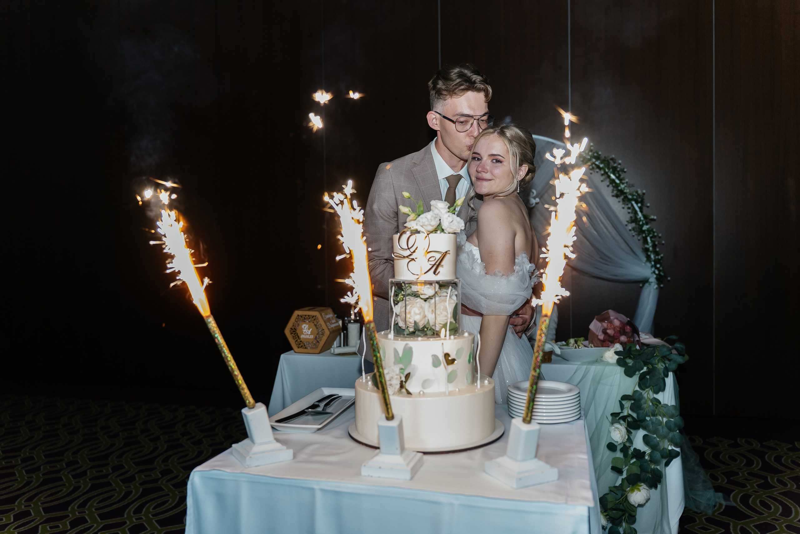 City Center. Для тех, кто не ждёт удачи, а создаёт её. Каждая фотосессия — это твой момент, твой стиль, твой успех. 📸