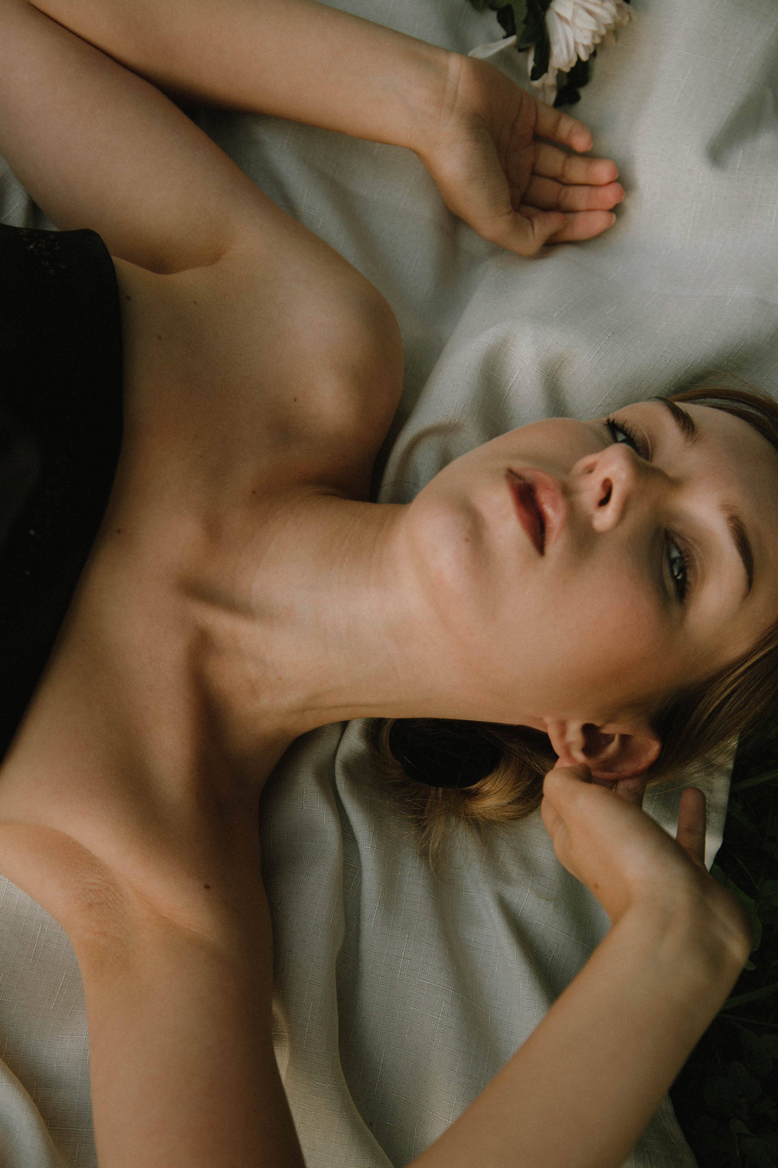 Black dress. DINA MOREVA photography