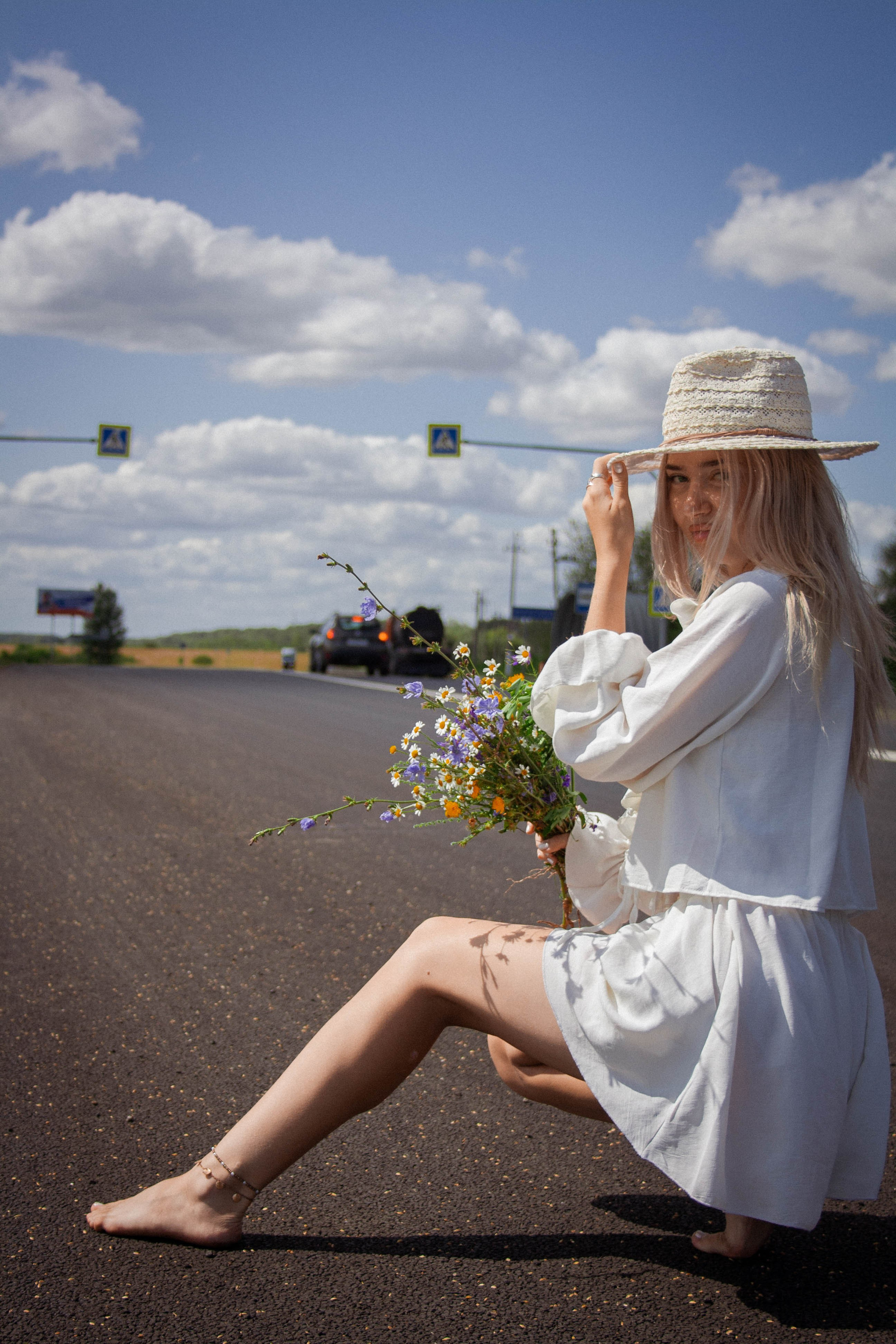 Настроение: уйти в поле с подсолнухами. Портретный фотограф в Саратове