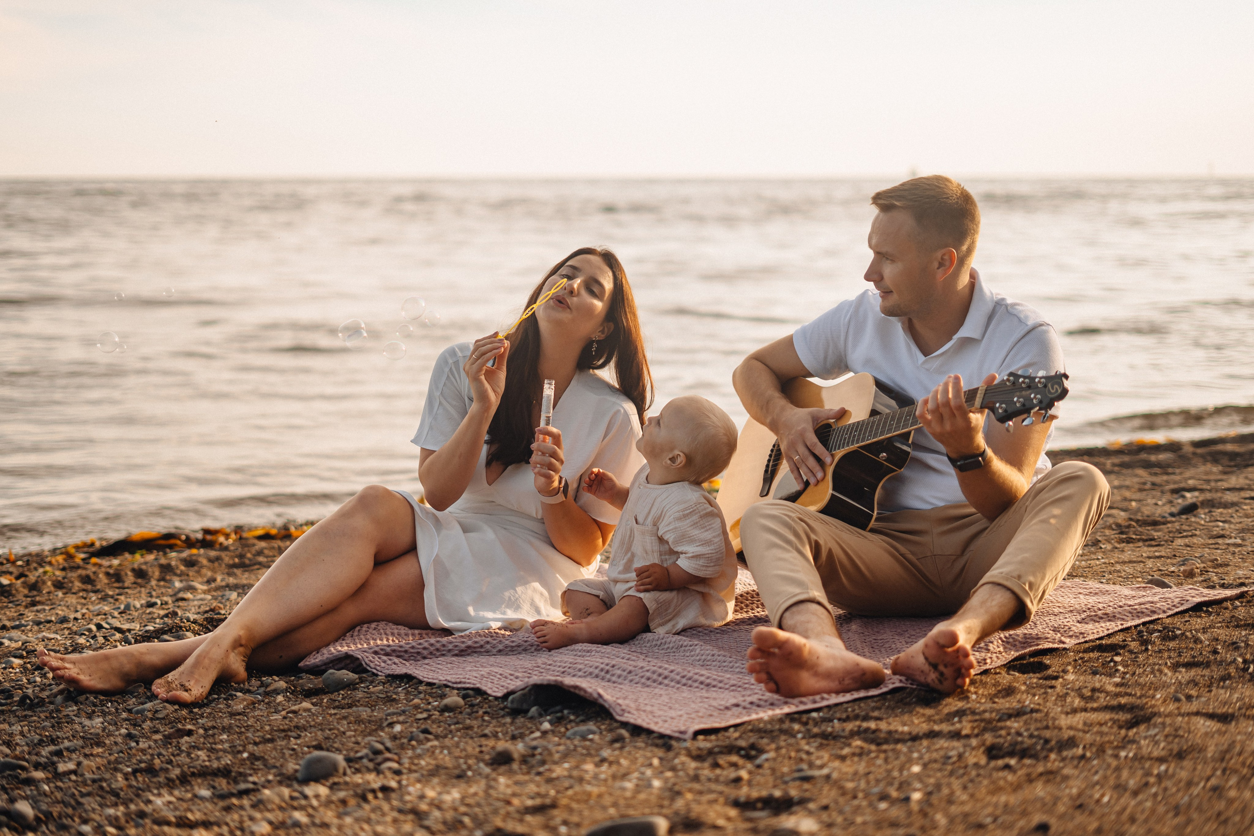 Семейная фотосессия на море сахалин. Фотограф сахалин