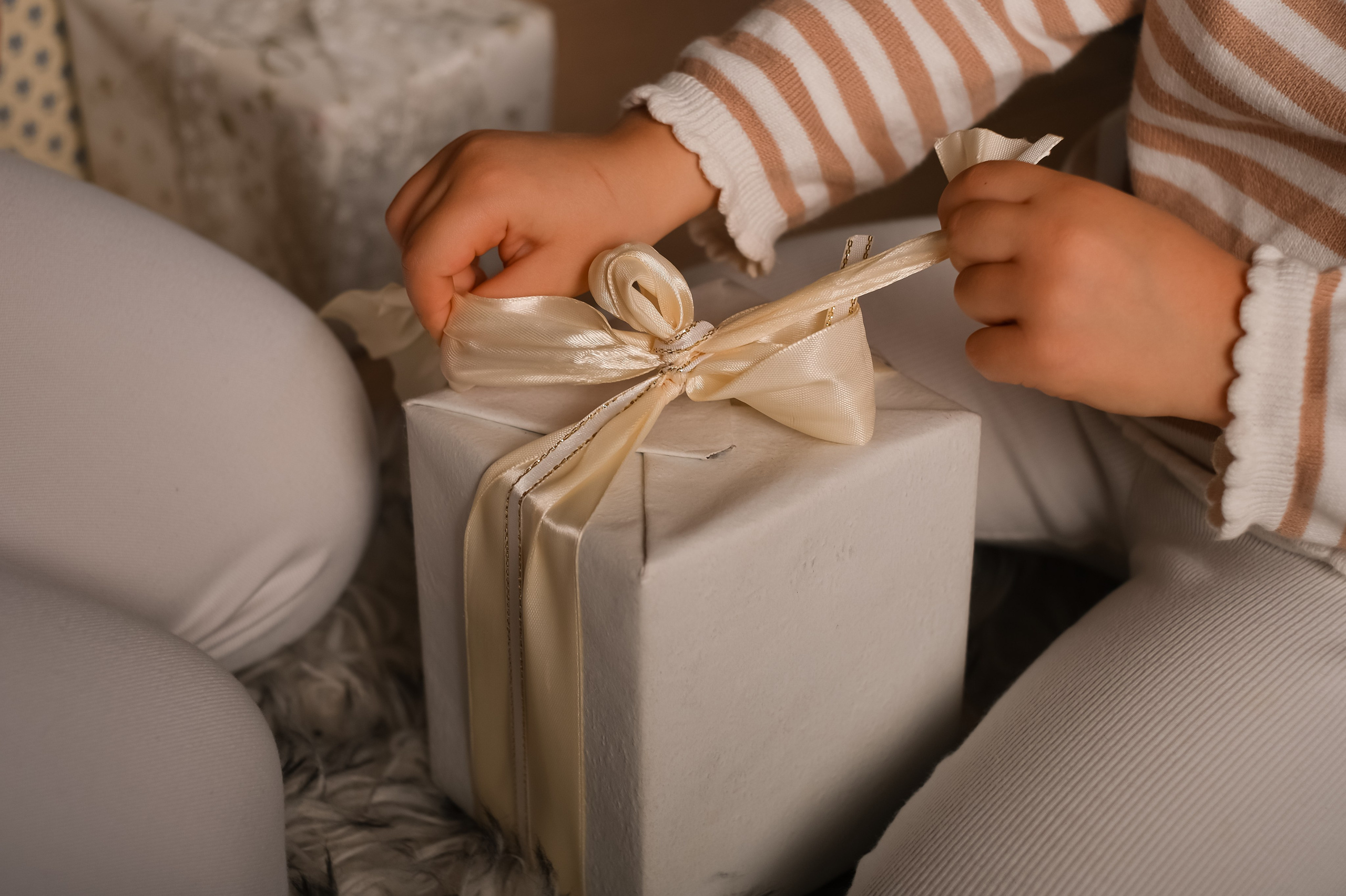 Новогодняя фотосессия, дочь и мама, любимые кадры, красота. Профессиональная фотосъемка в Крыму. Натуральные эмоции и живые кадры. Забронируйте дату прямо сейчас!