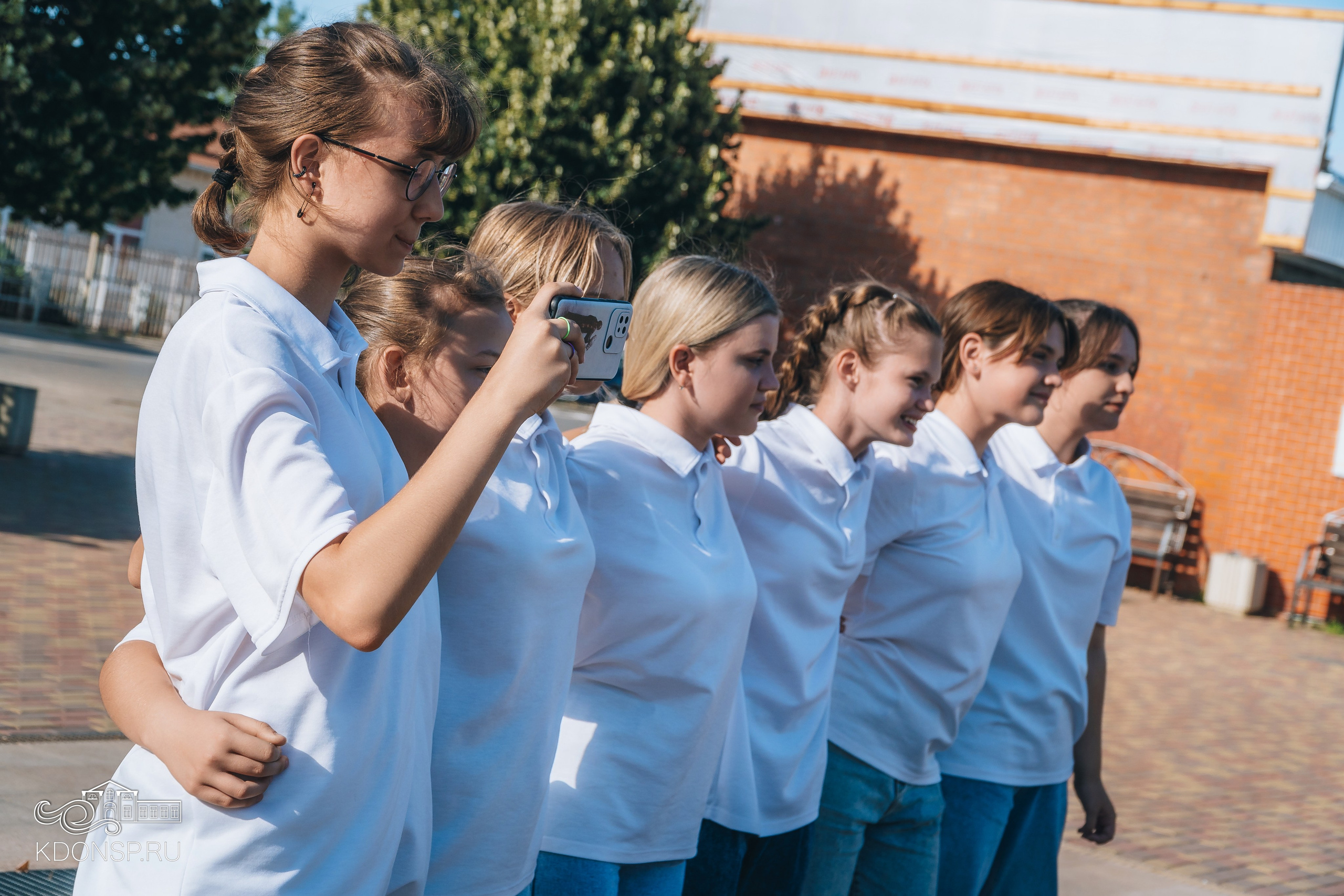 Концертная программа «Жить здорово». Новотитаровский Дом культуры