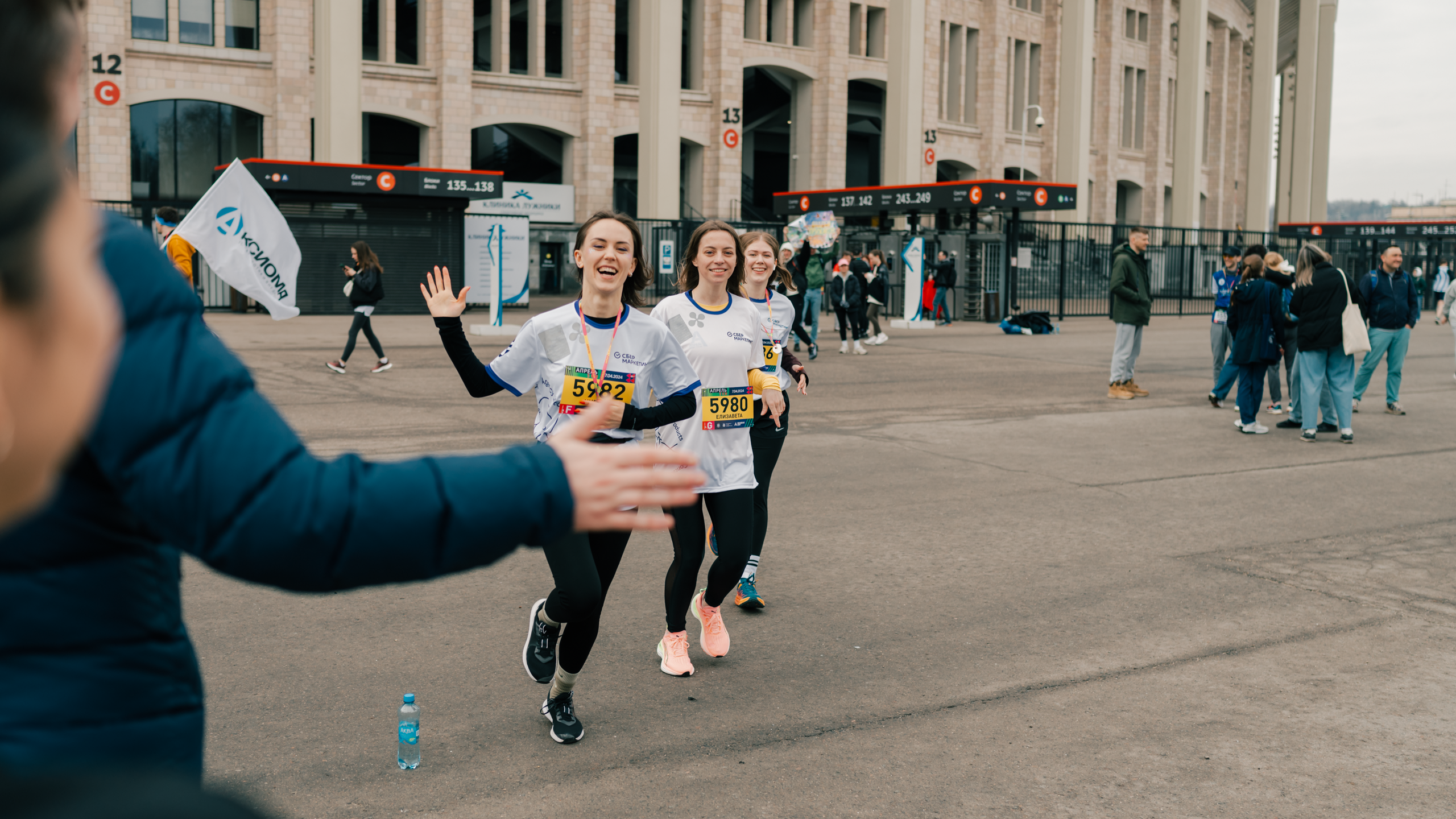 Фотосъёмка участников марафона в Москве. Komonev