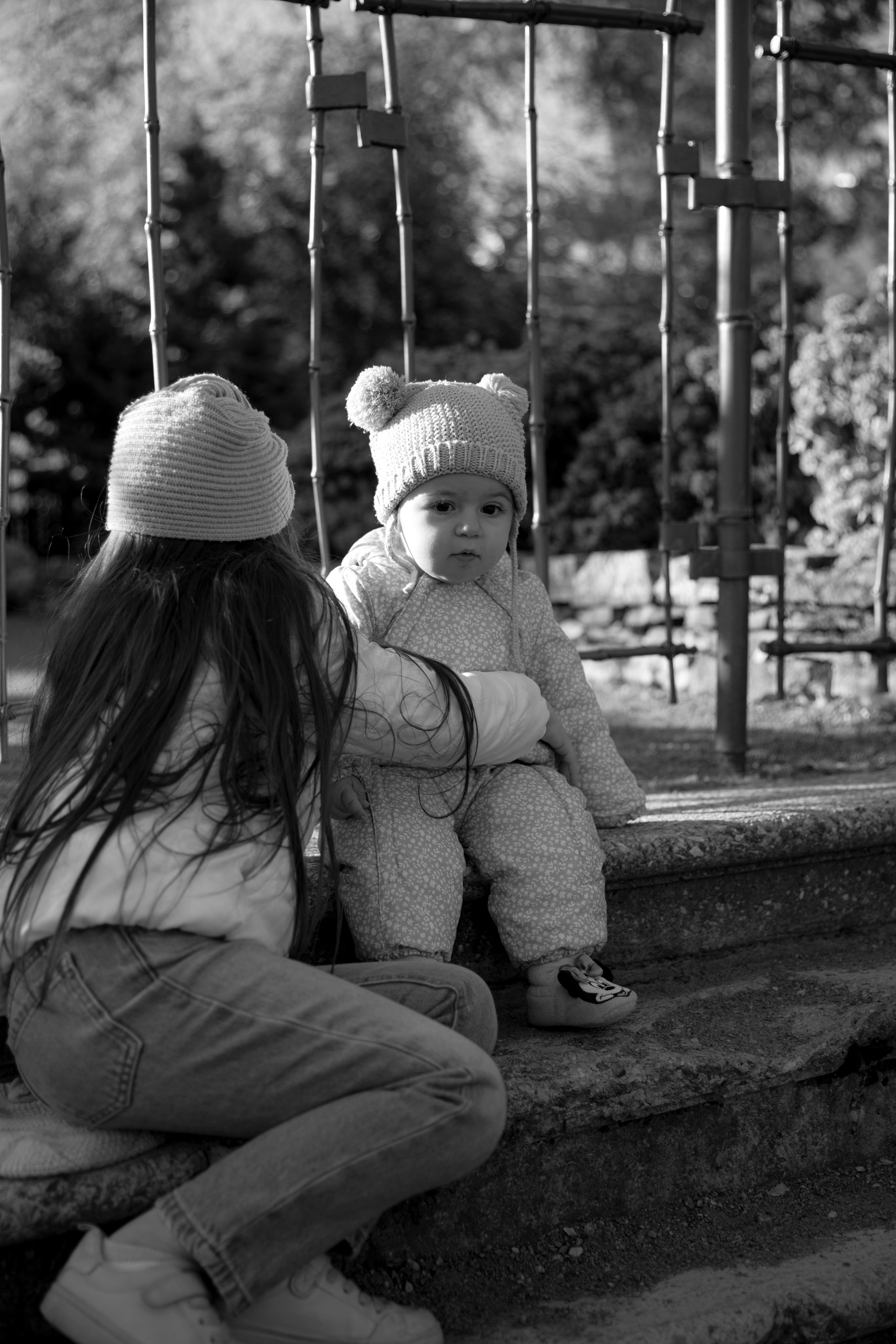 Мама с дочками на прогулке. Семейный и детский фотограф в Санкт-Петербурге Юлия Суркова