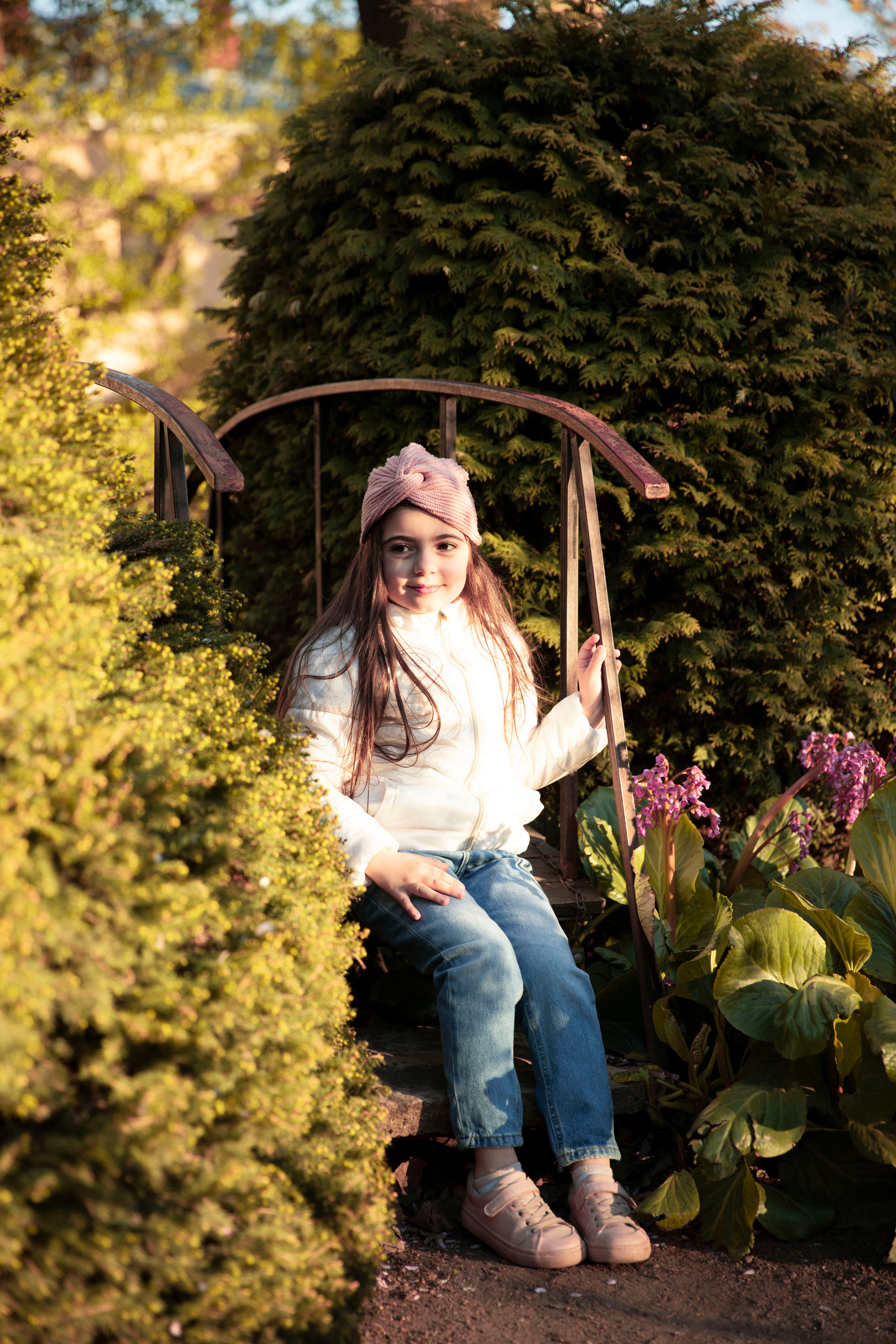 Мама с дочками на прогулке. Семейный и детский фотограф в Санкт-Петербурге Юлия Суркова
