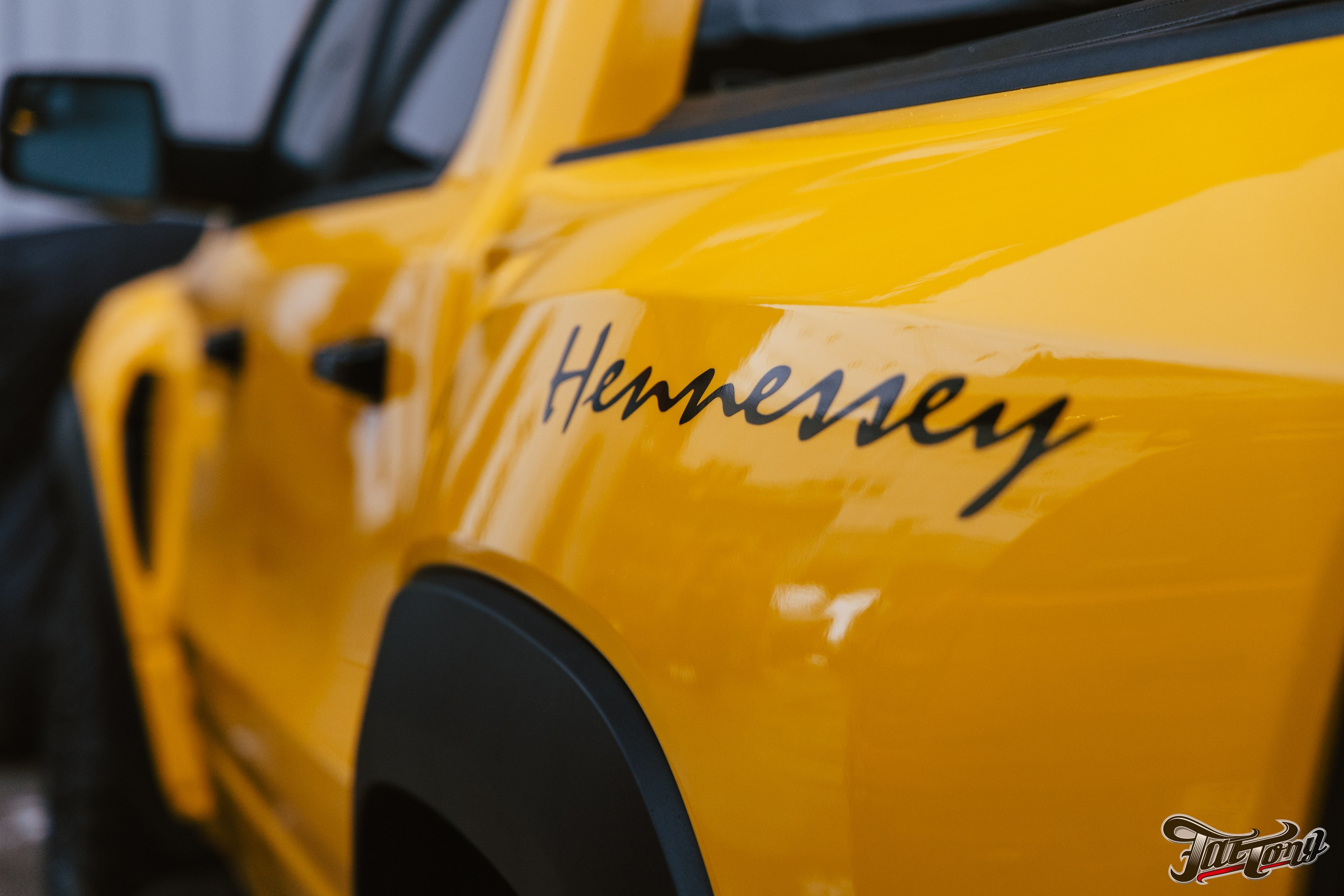 RAM TRX замена ремней безопасности и оклейка в полиуретан. DeLorein