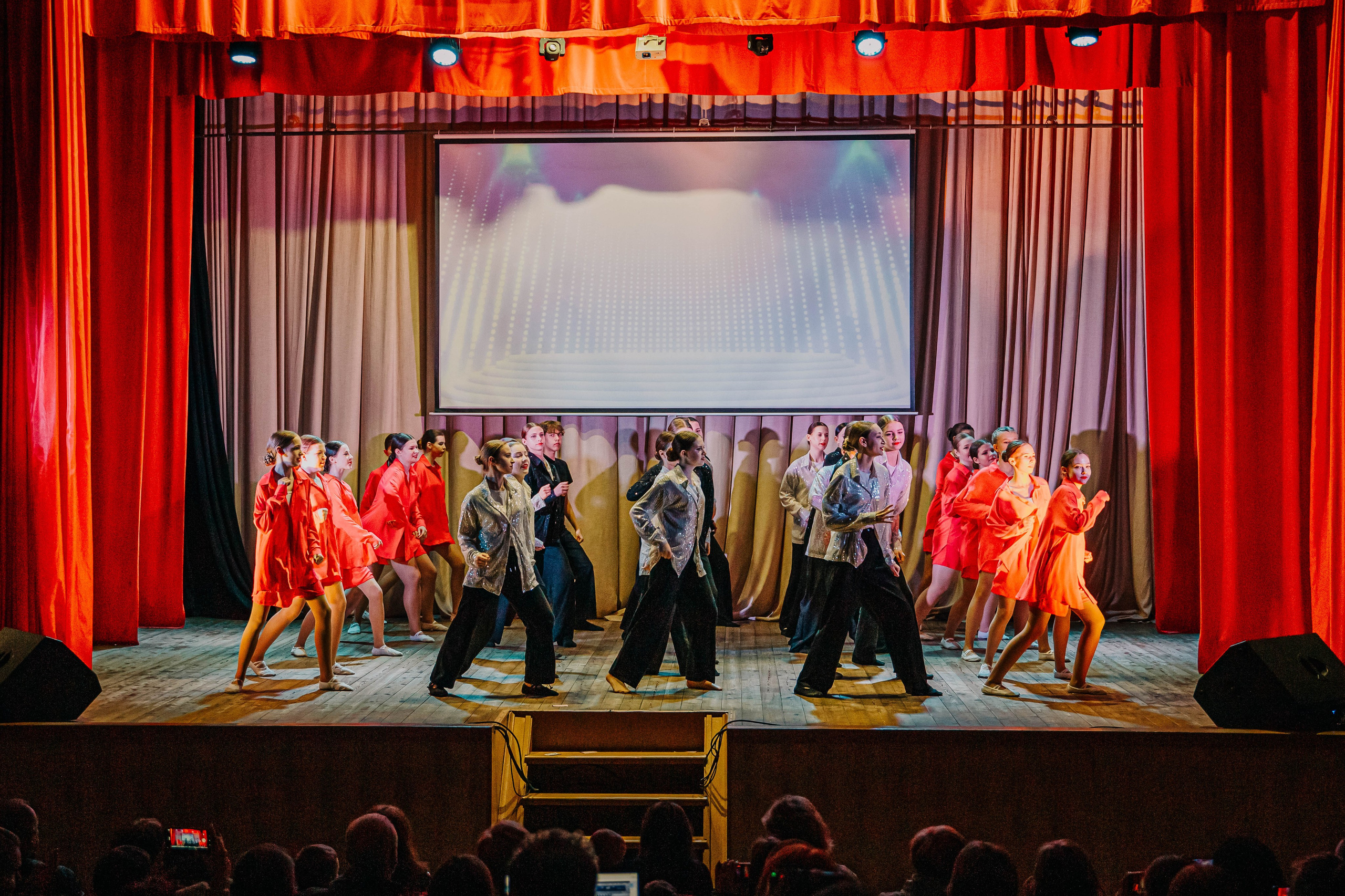 Отчетный концерт хореографического коллектива Пульс!. Фотограф Дарья Маташкова