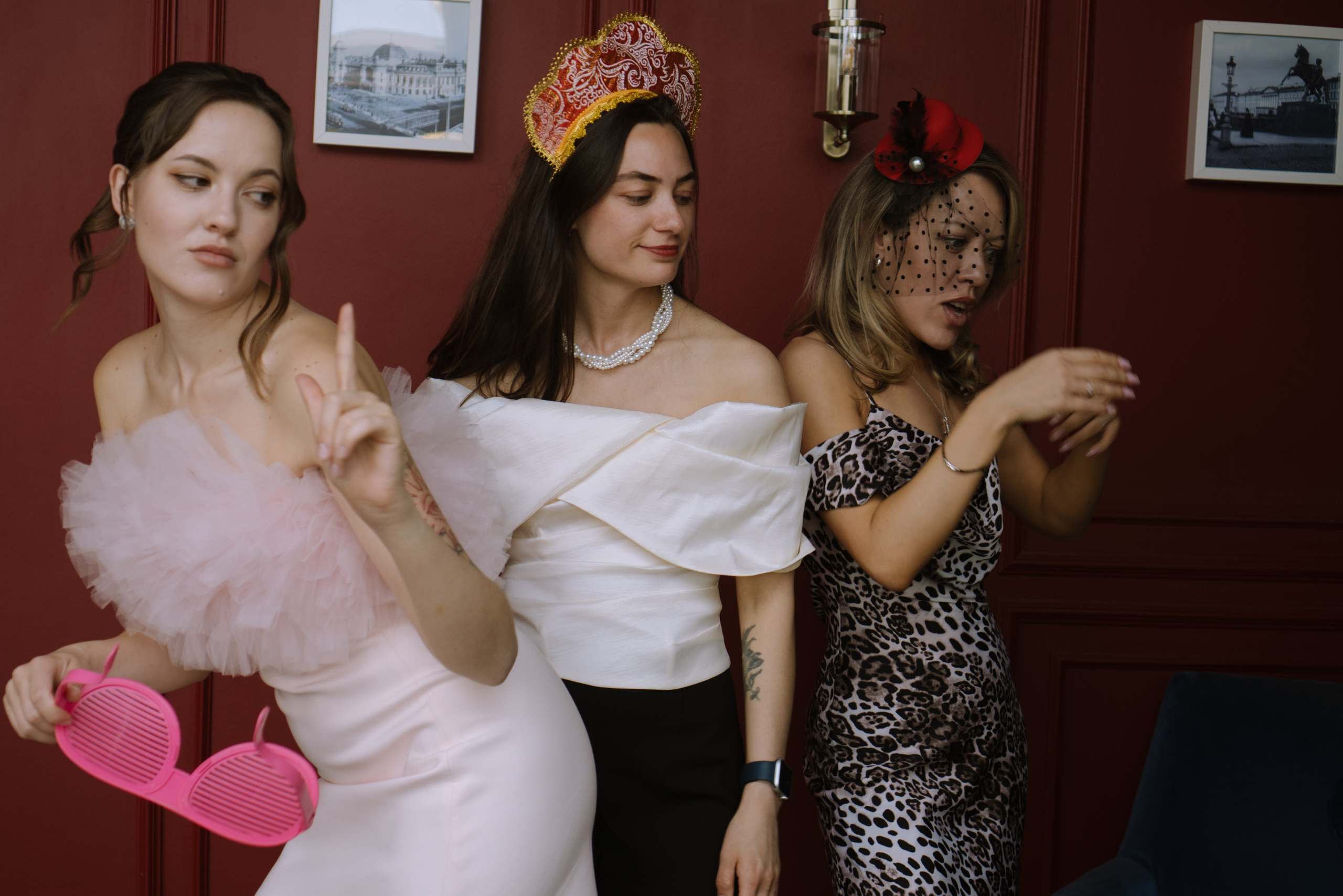 СВАДЕБНЫЙ БАНКЕТ НА ВЛАДИМИРСКОЙ В САНКТ-ПЕТЕРБУРГЕ (КАМЕРНАЯ СВАДЬБА). Профессиональный фотограф, Санкт-Петербург — Виктория Богомолова