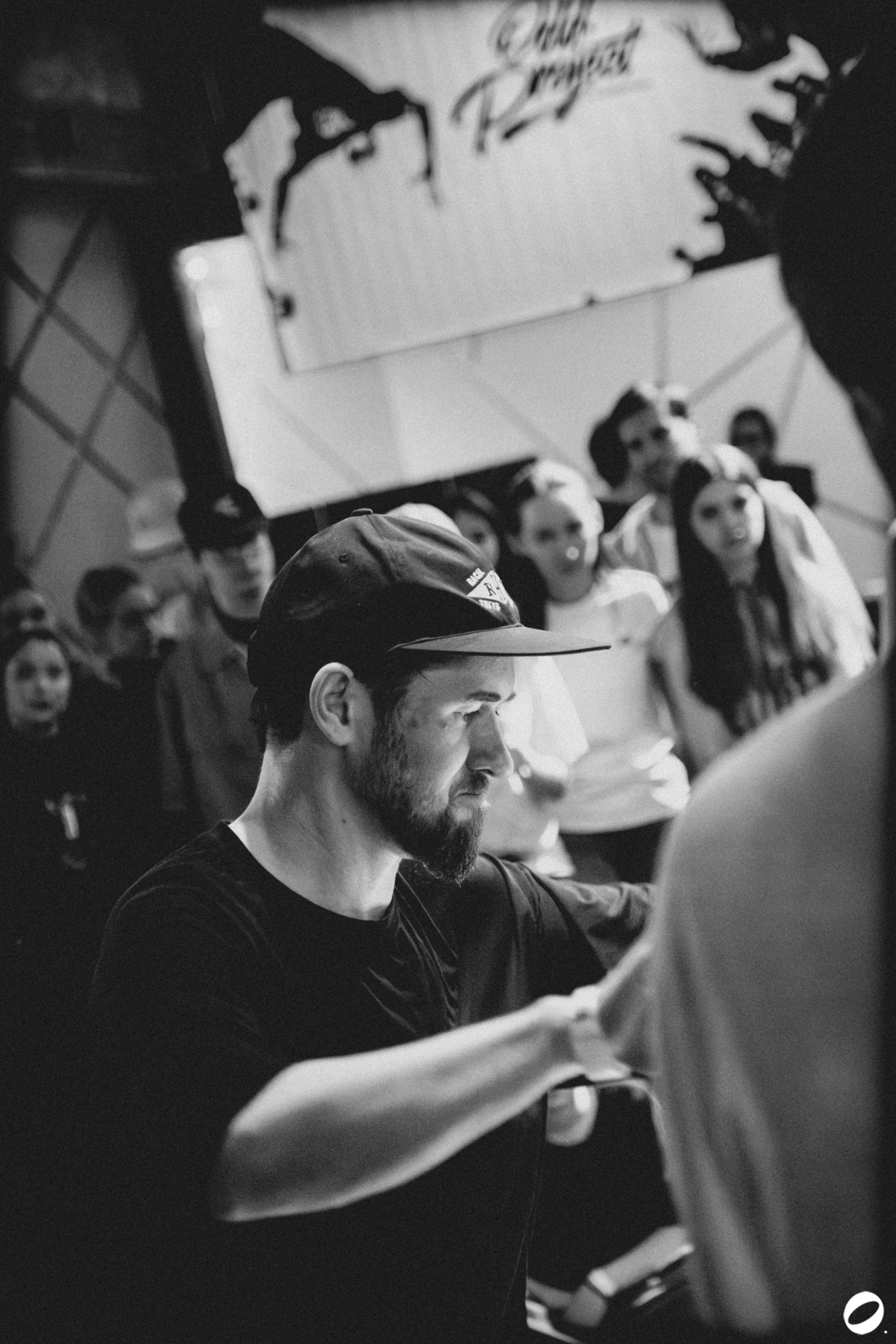 ODD.CLUB 04/04 (@youlovebu). Соня бу тебя сфоткала