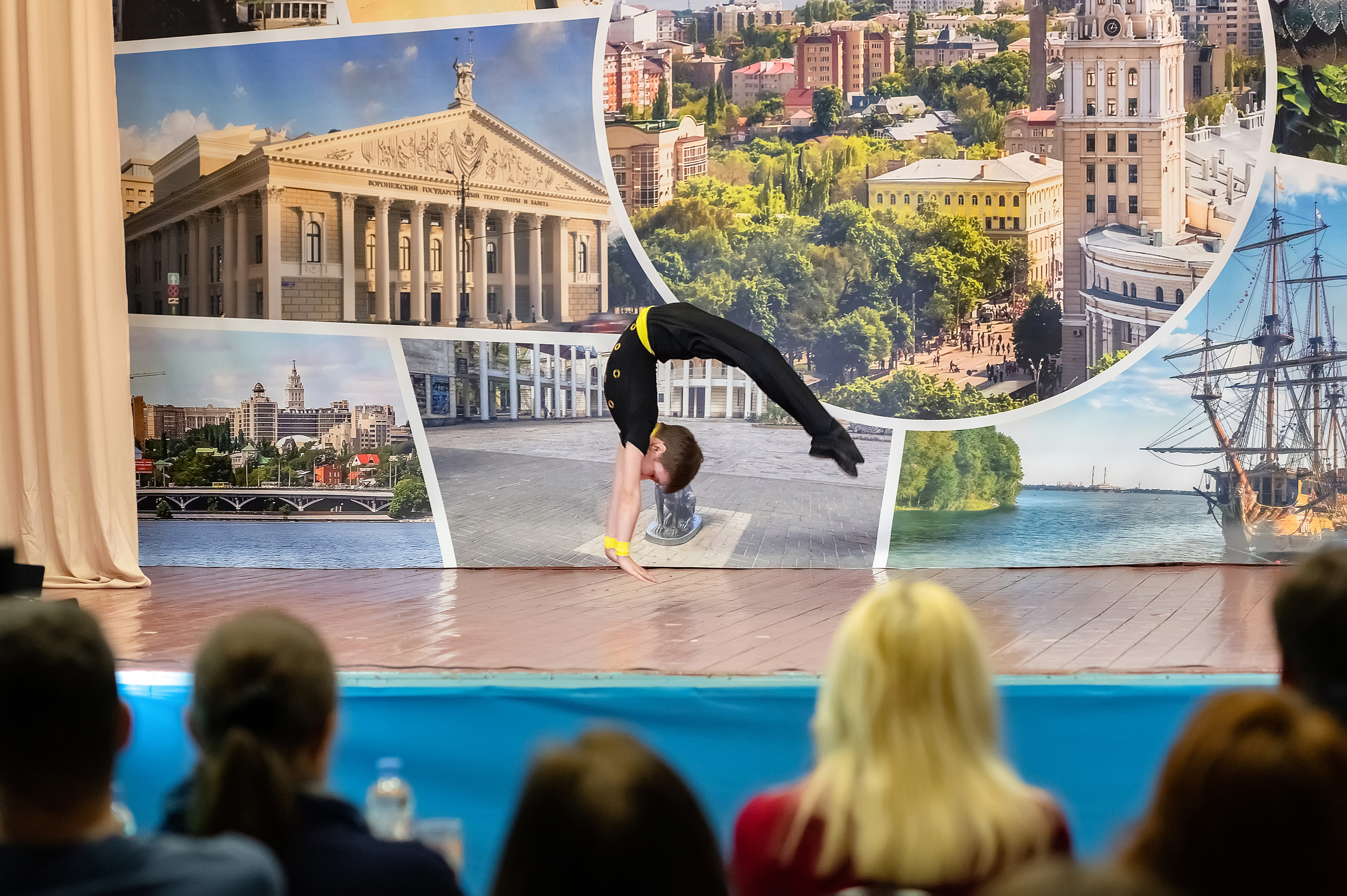 Фоторепортаж концерта. Выпускные альбомы. Детский, школьный фотограф Наумова Марина Воронеж
