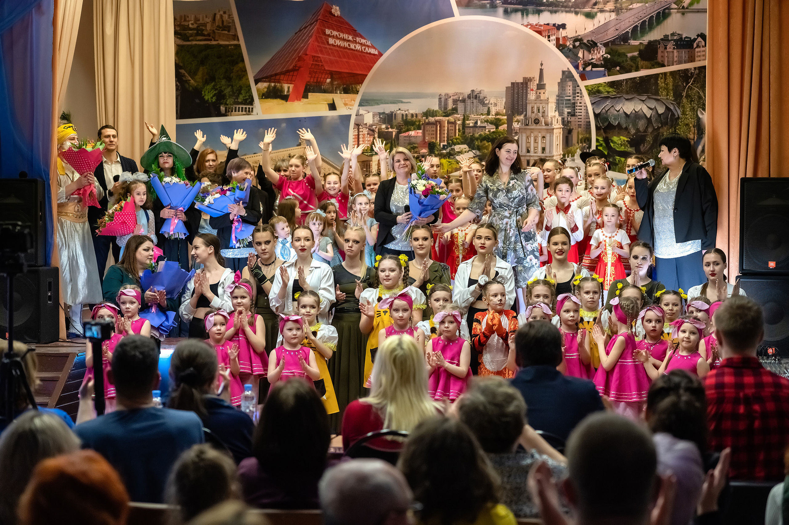 Фоторепортаж концерта. Выпускные альбомы. Детский, школьный фотограф Наумова Марина Воронеж