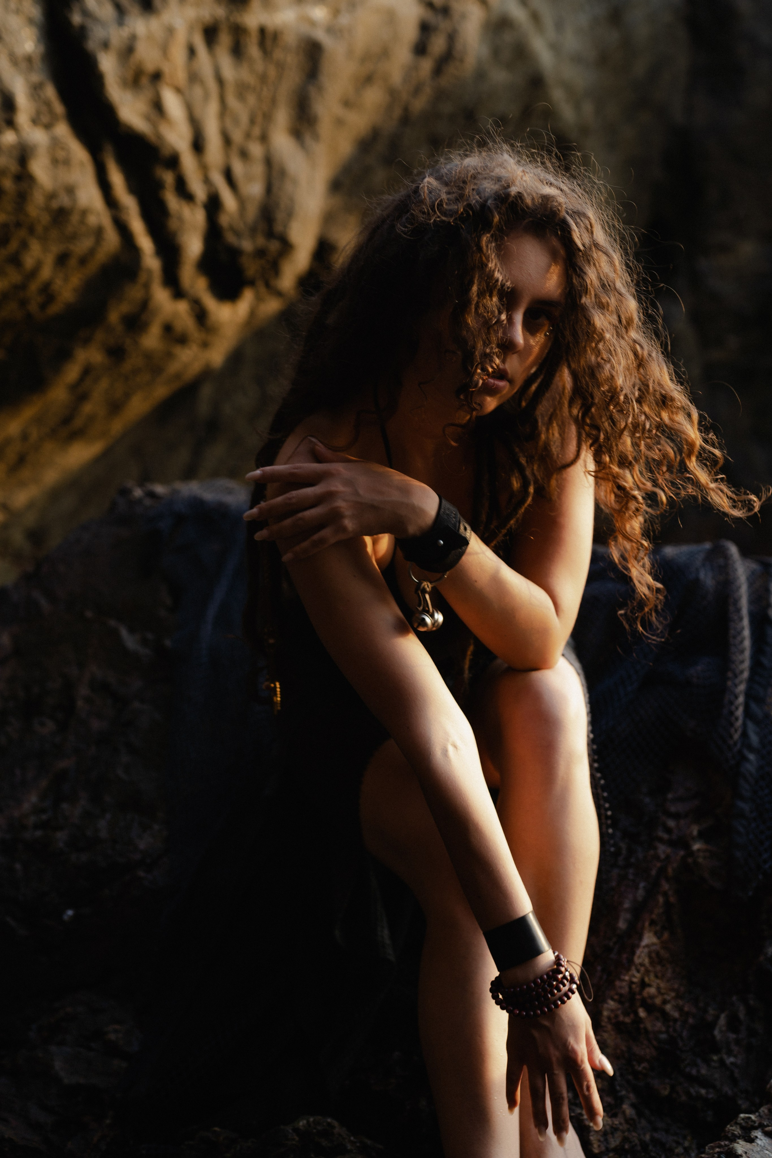 Ксения и море. Фотограф Аля Овчарова