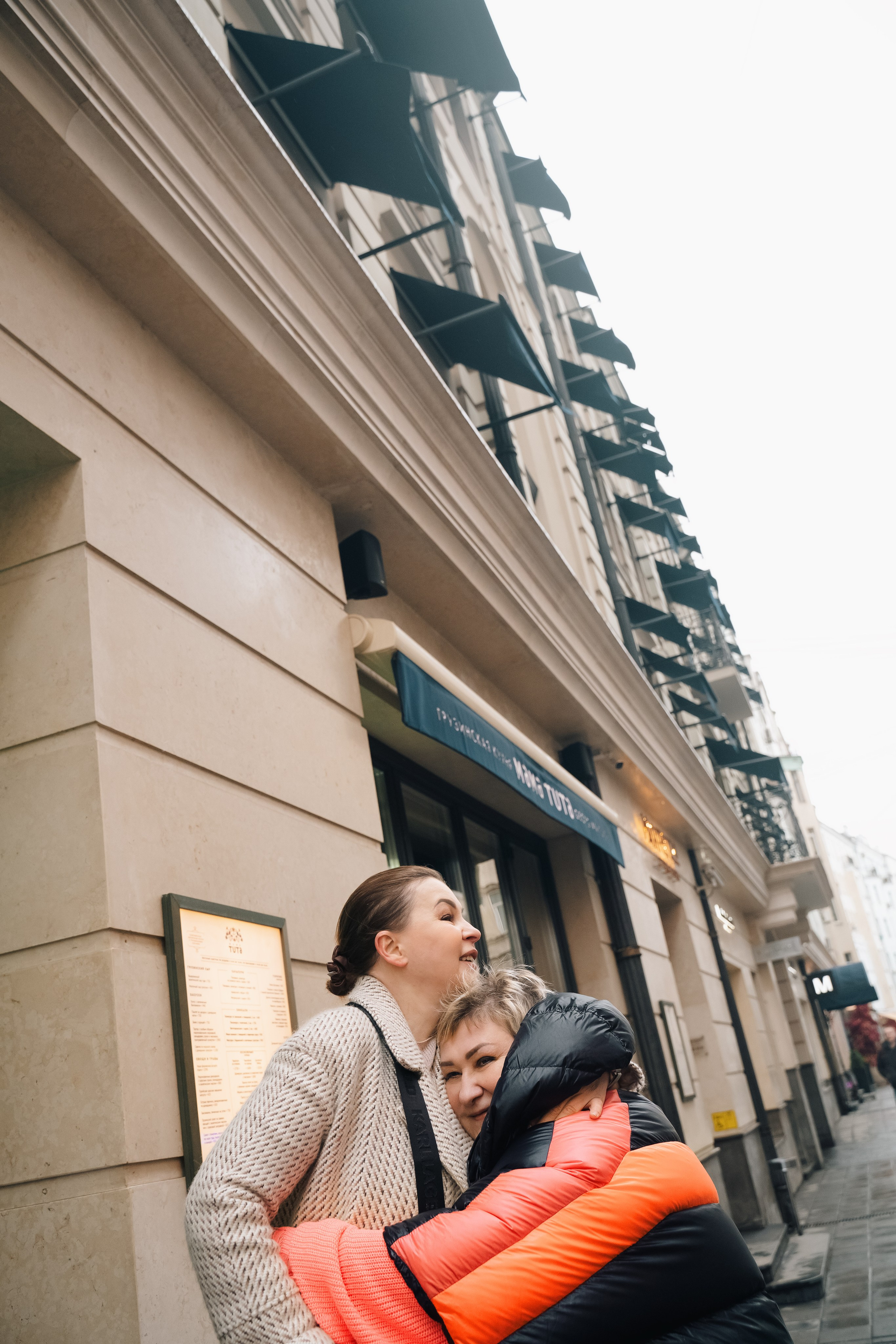 FRIENDS story Надежда + Ирина. Контент фотограф в Москве Кулич Настя