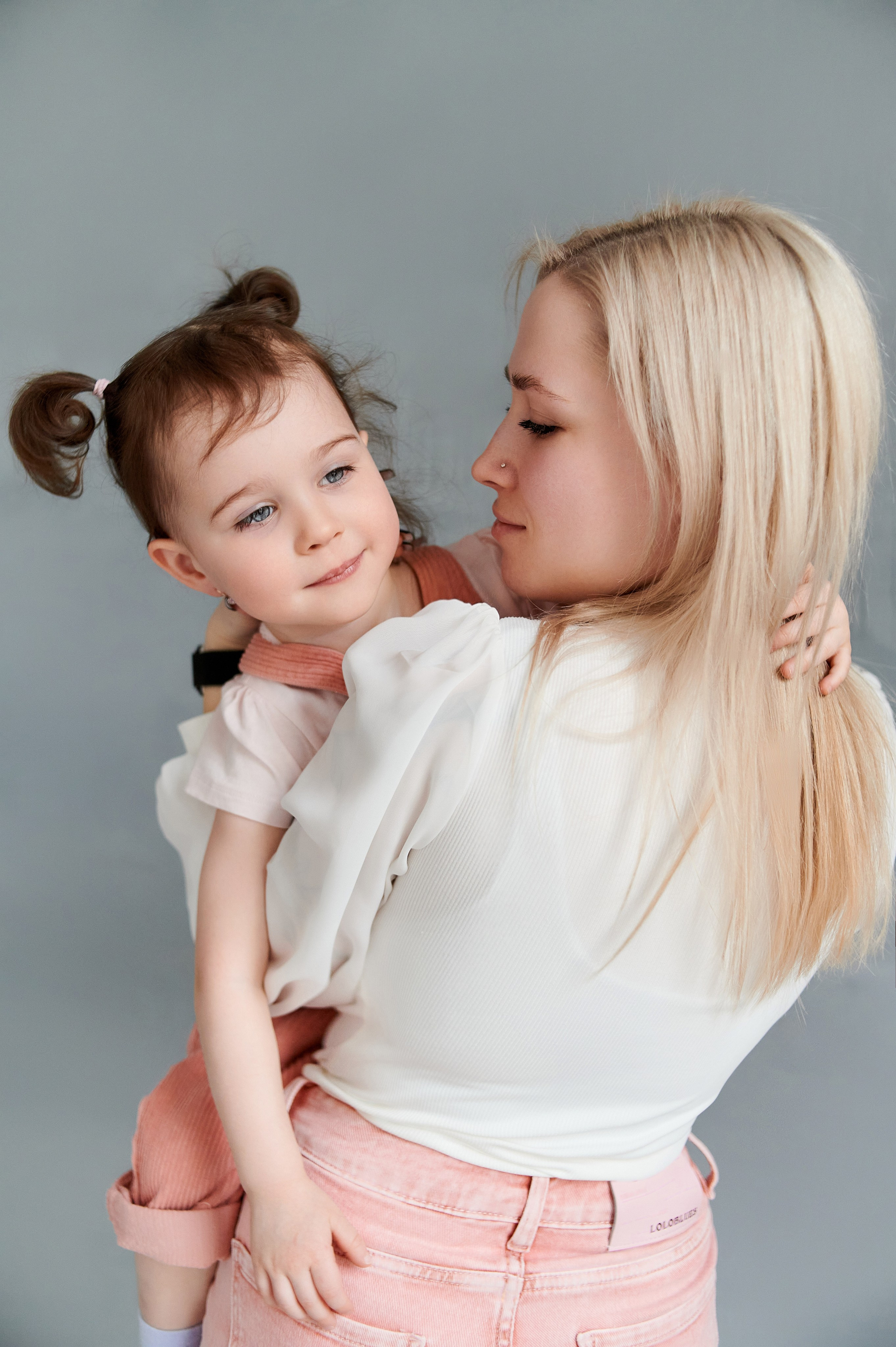 В студии. Семейный и детский фотограф в г. Ногинске Ангелина Хасанова