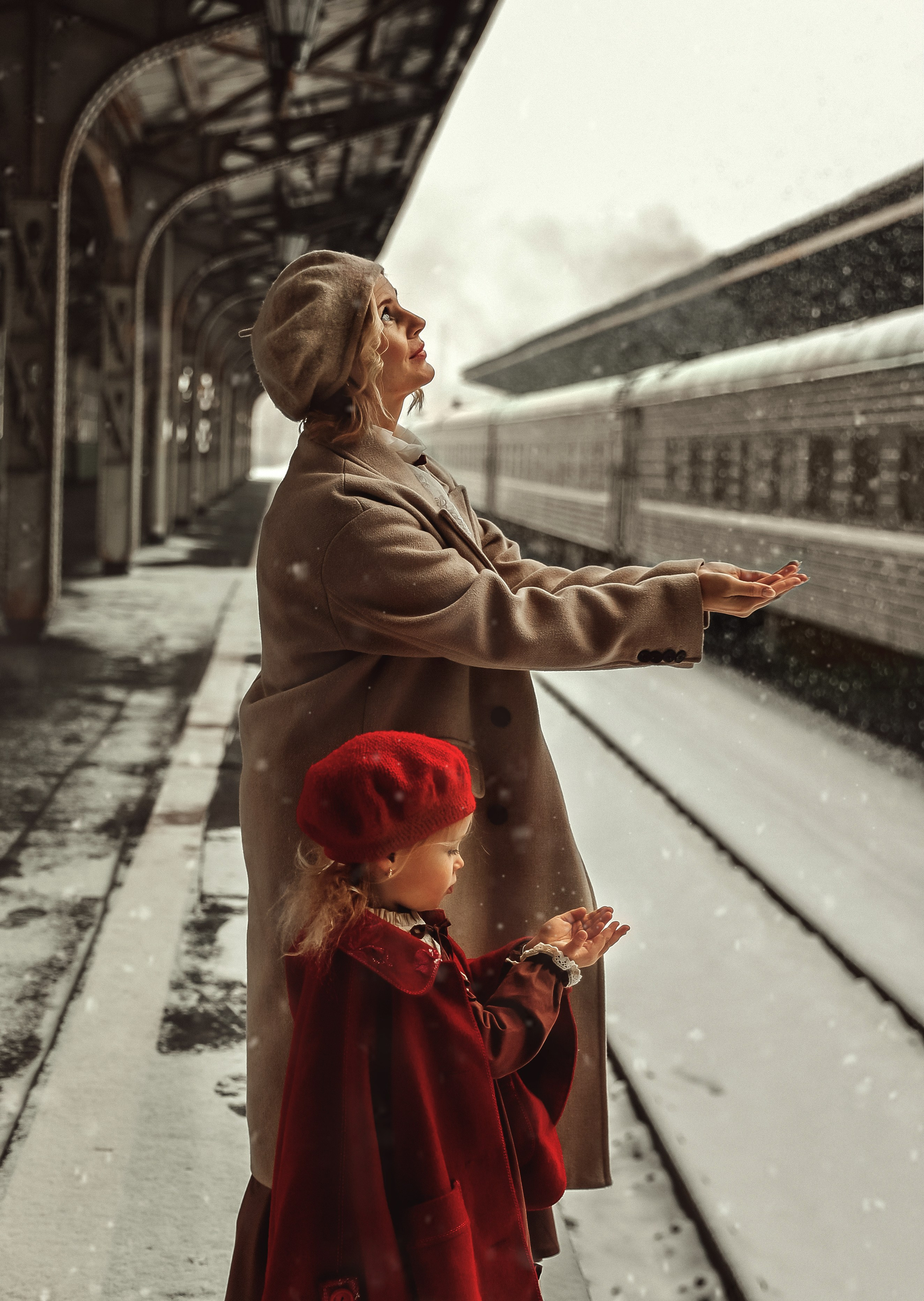 Ретро съемка на Витебском вокзале. Фотограф — Татьяна Кириллова, г. Санкт-Петербург