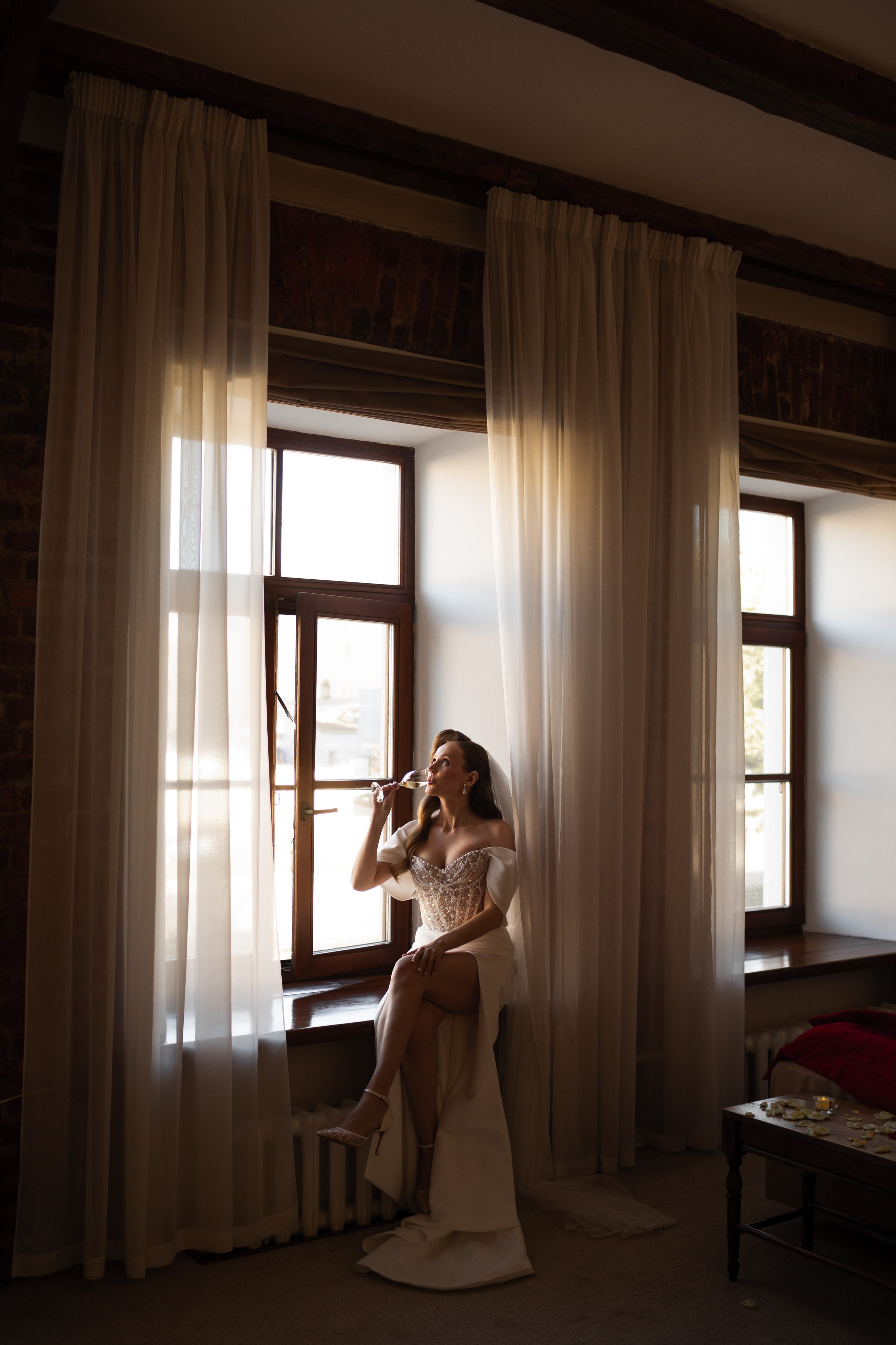 Свадьба в Петербурге в сентябре. Свадебный фотограф Кирилл Белый