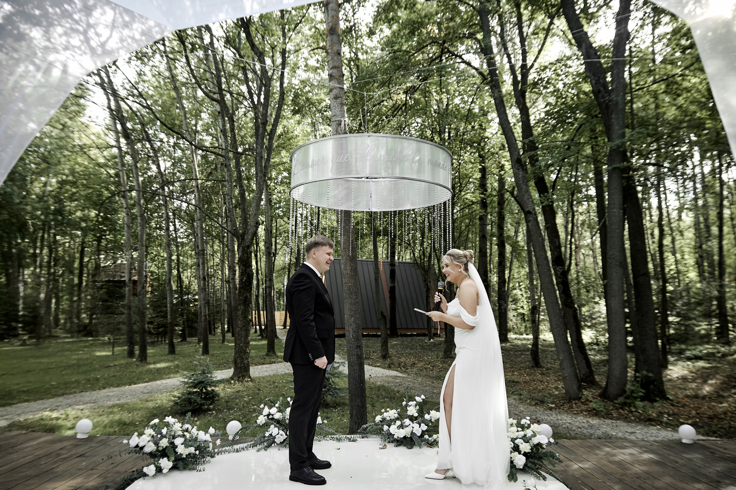 L'amour que illumine. Студия декора НикитинаДекор — оформление мероприятий в Ульяновске. Профессиональное создание эксклюзивных декораций