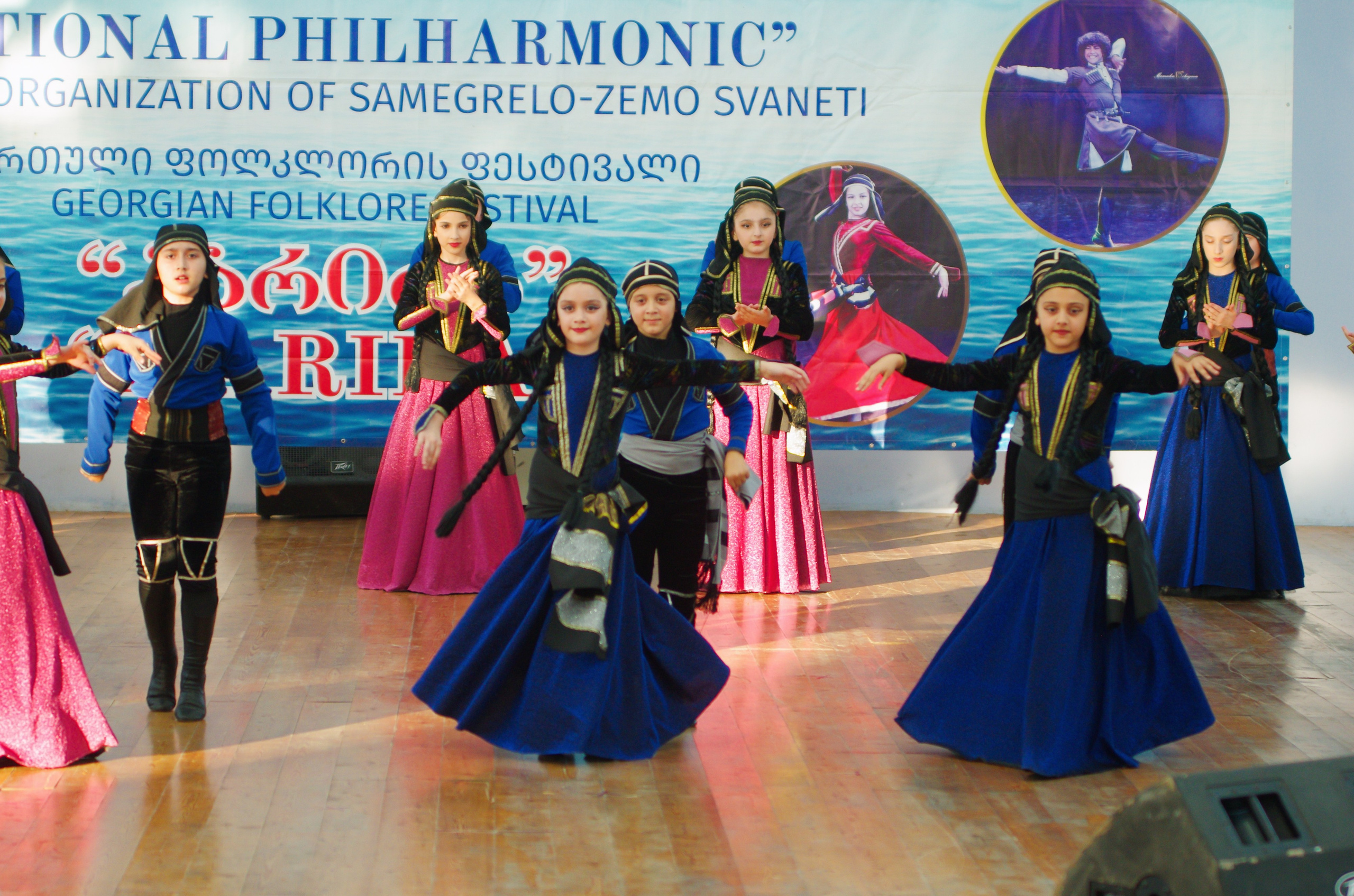 Кабулети Танцы. Портретный фотограф Денис Милютин