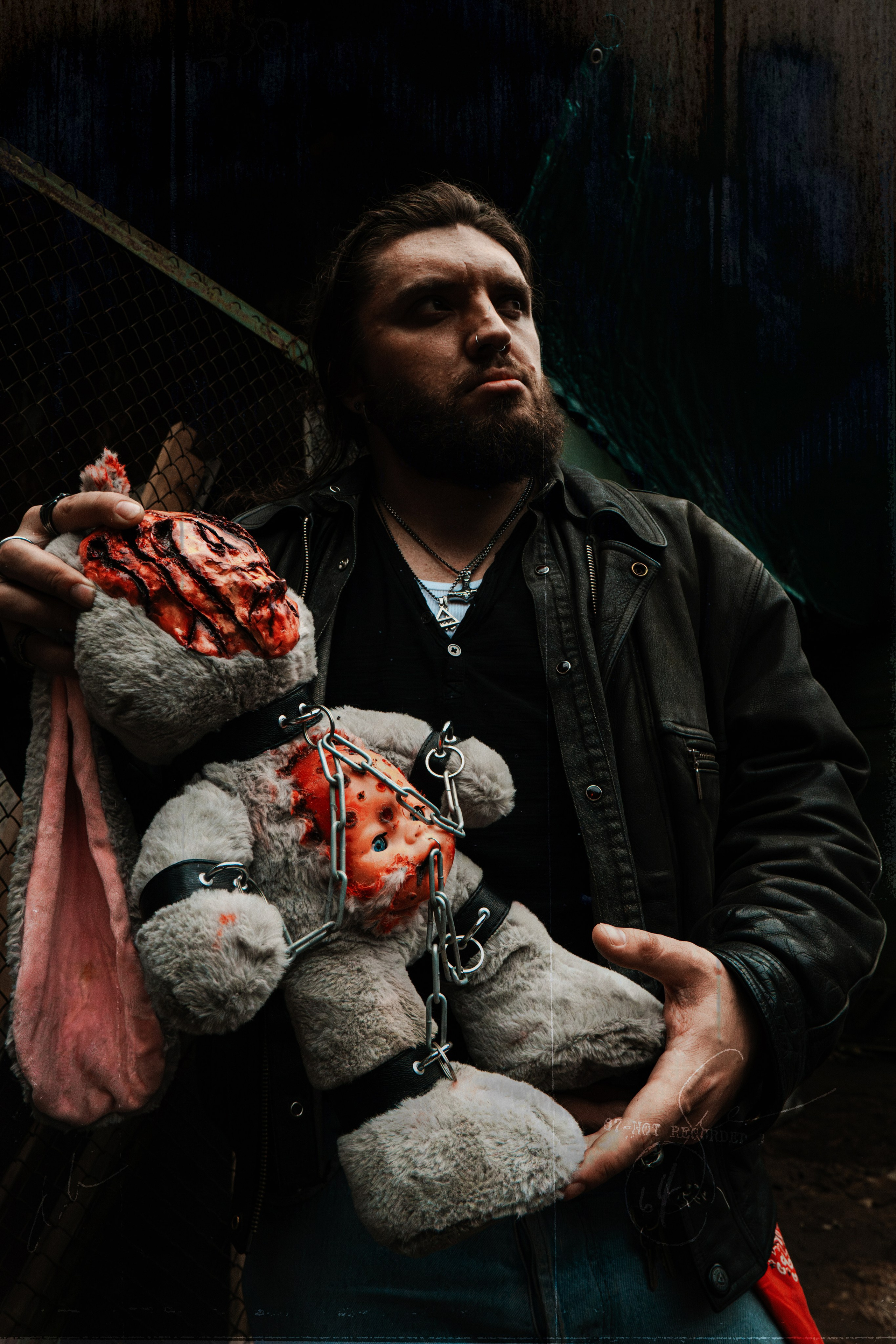 Не детские игрушки. ОЧЕНЬ ПЛОХОЙ ФОТОГРАФ