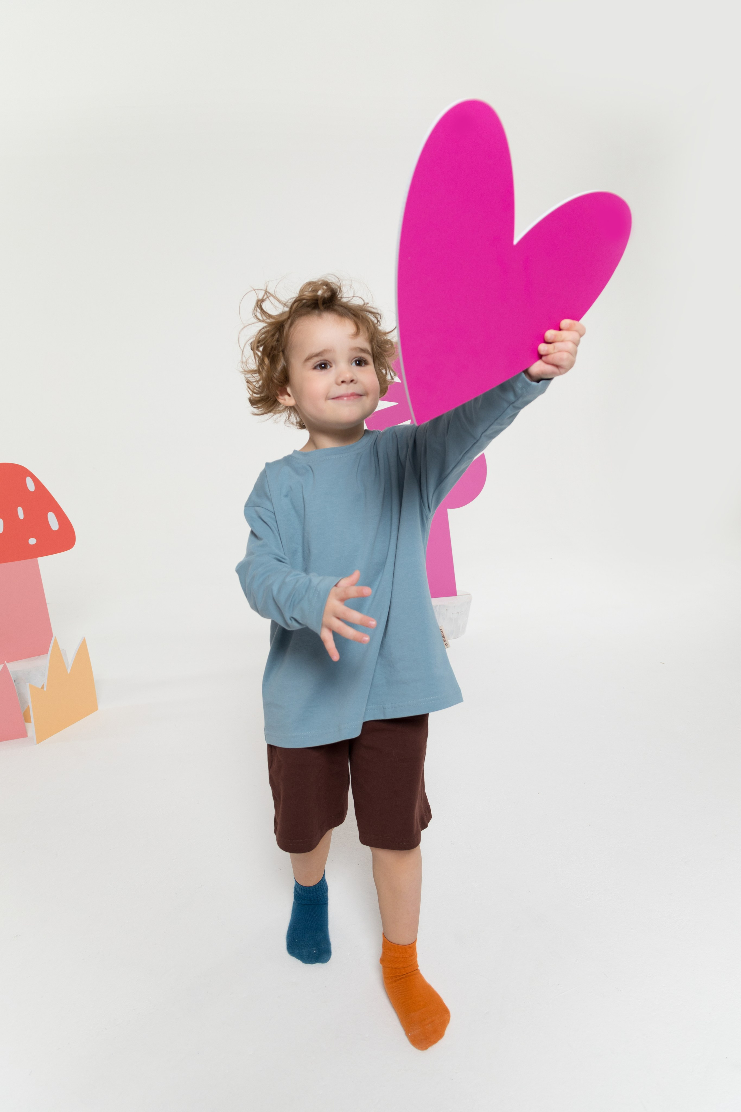 Имиджевая и каталожная съёмка для бренда детских пазлов. Детский и контент фотограф Надя Волкова Санкт-Петербург