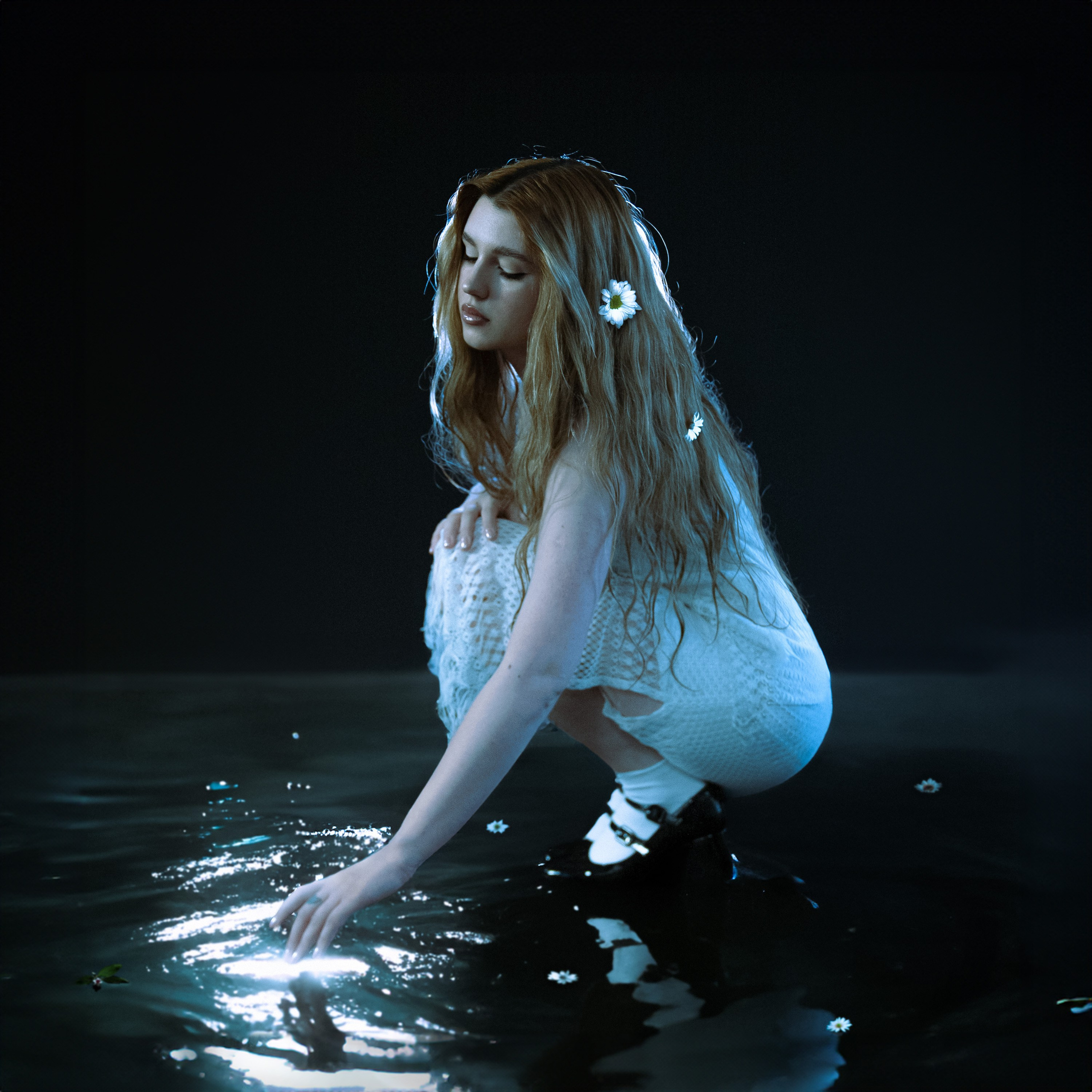 Свободная галлерея. Xstazia — музыкальные обложки, арт-дирекшн, режиссура и креативное продюссирование