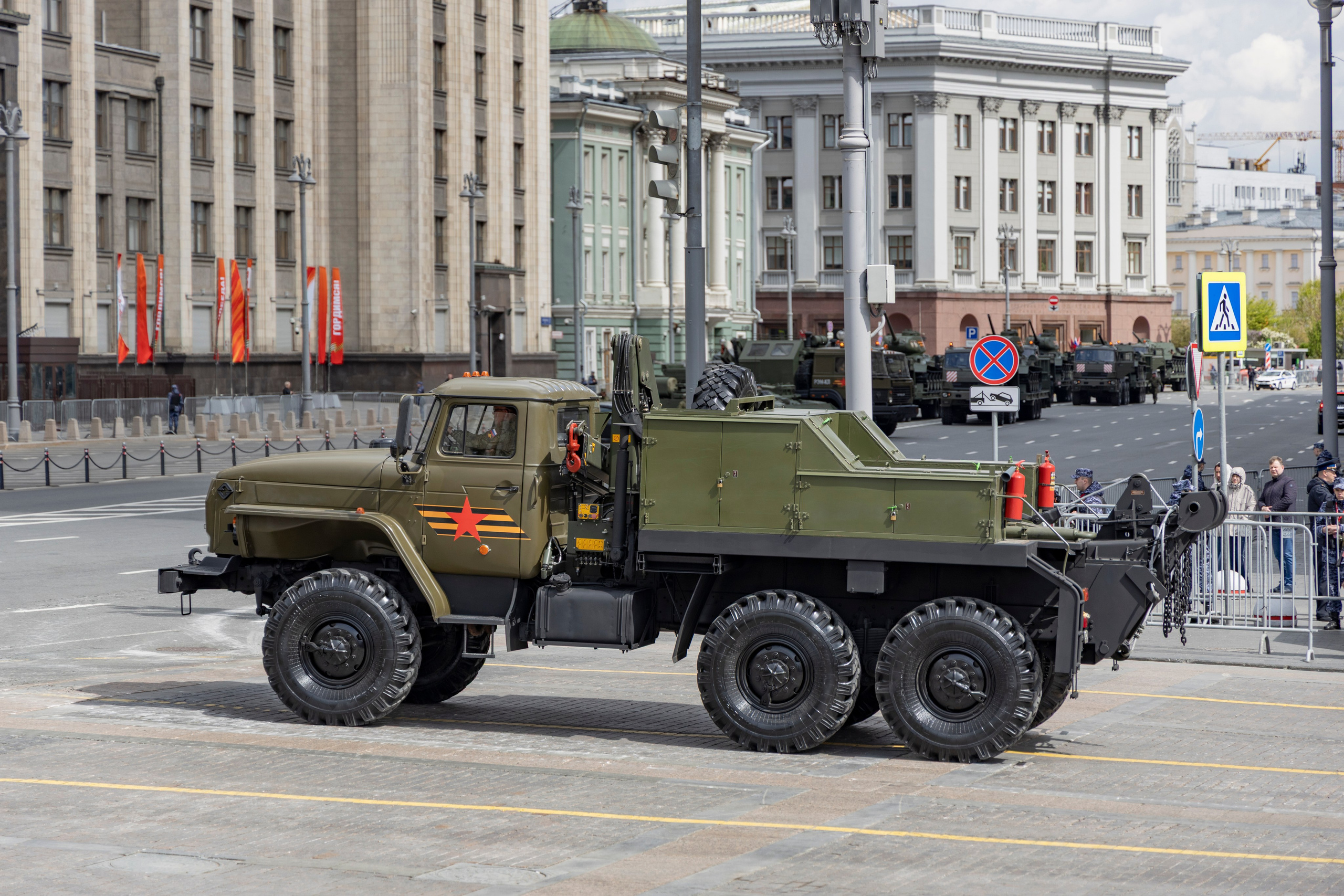 Репетиция парада победы 7 мая 2025 боевая техника. Репортажный, семейный и студийный фотограф в Москве Демин Алексей