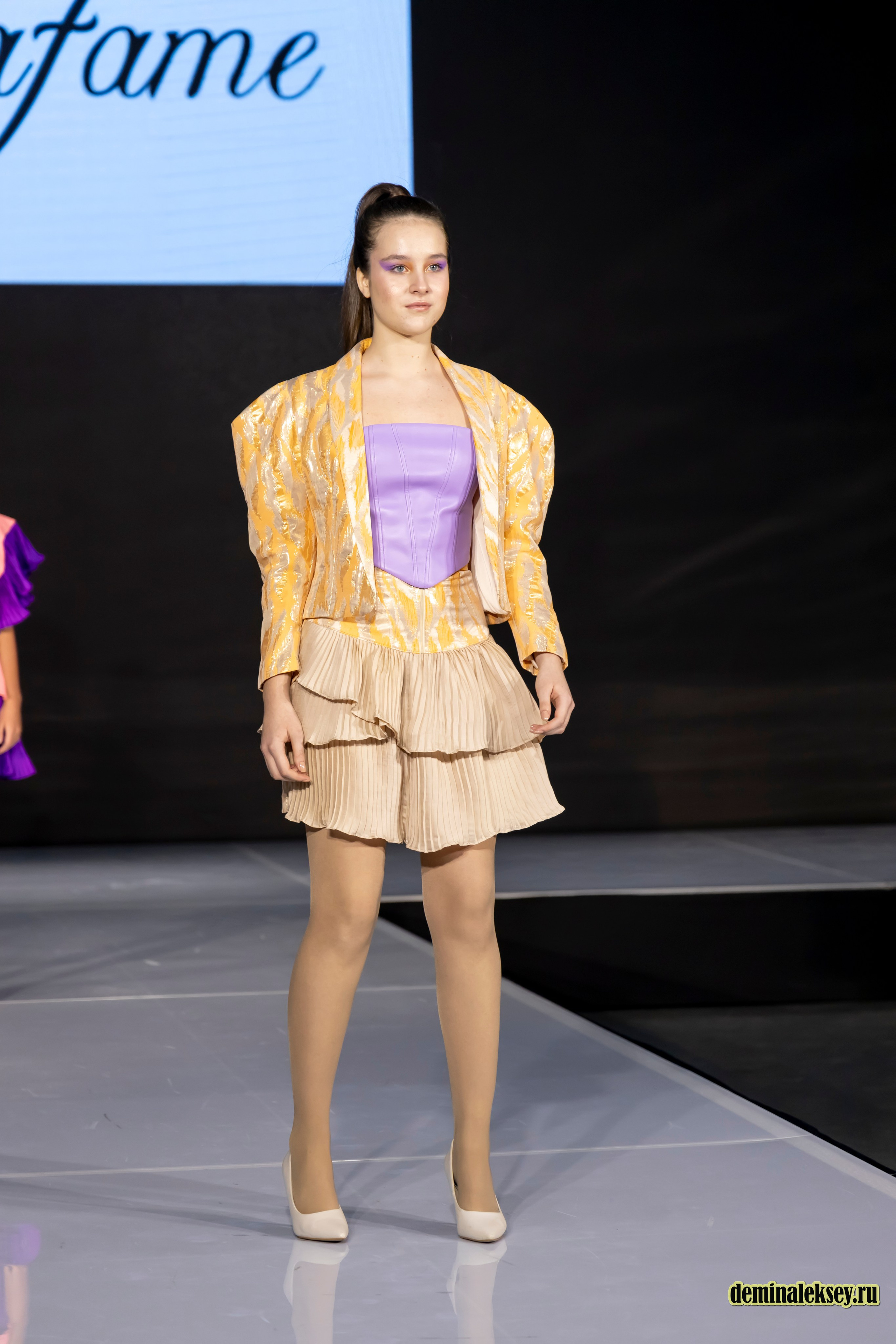 Показ бренда Mirafame на выставке Уникальная Россия 2025. Репортажный, семейный и студийный фотограф в Москве Демин Алексей