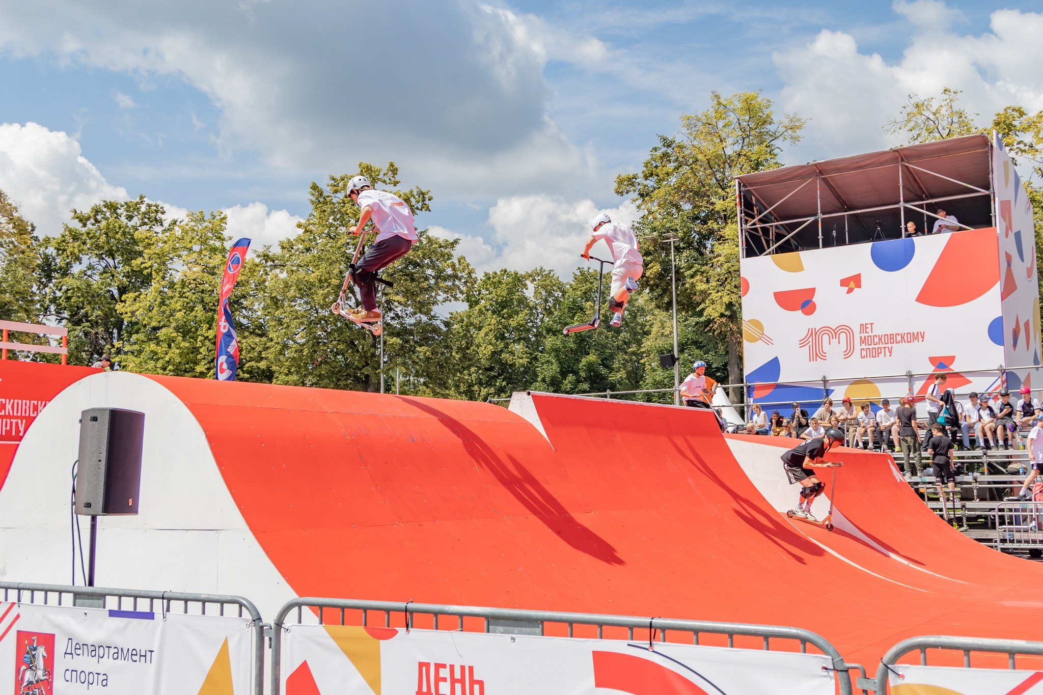 1 июля день спорта в Лужниках 2023. Репортажный, семейный и студийный фотограф в Москве Демин Алексей