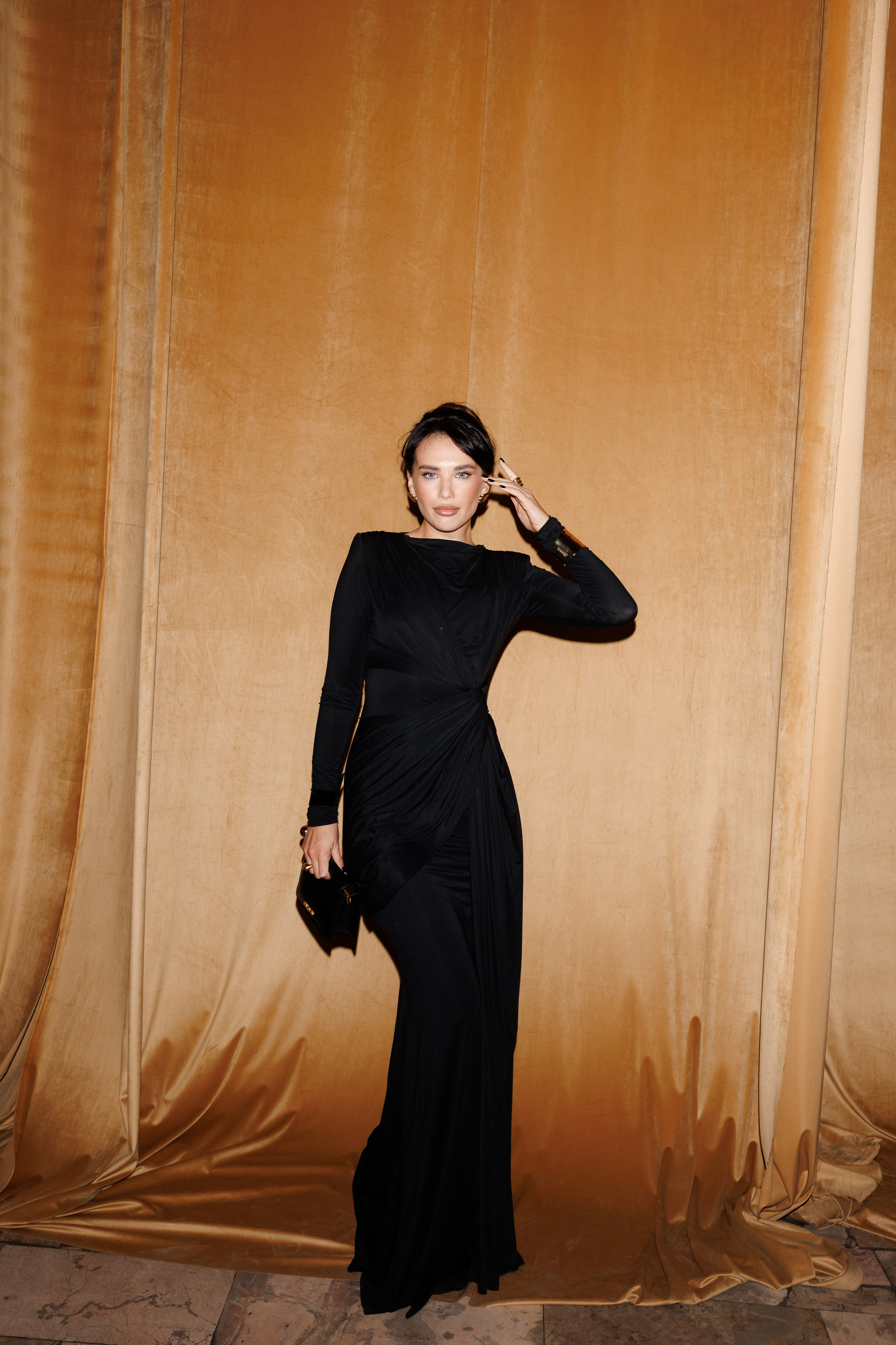 PARISIENNE. Lichi Fashion show. Aleksandr Tsukanov