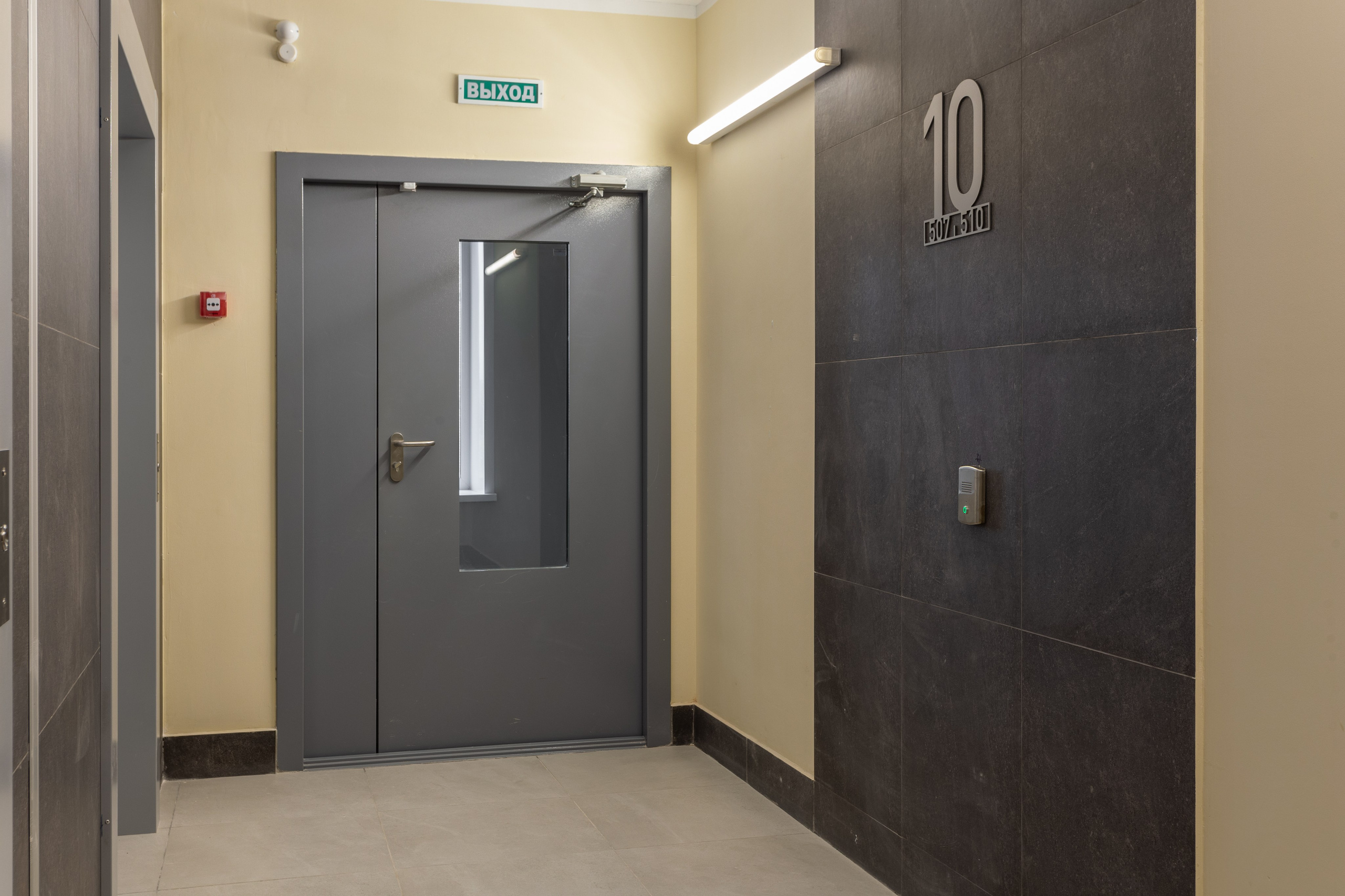 Фотосъемка для посуточной аренды по адресу пер. Светлогорский, д. 12. Интерьерный фотограф и ретушер в Красноярске Денис Антропов