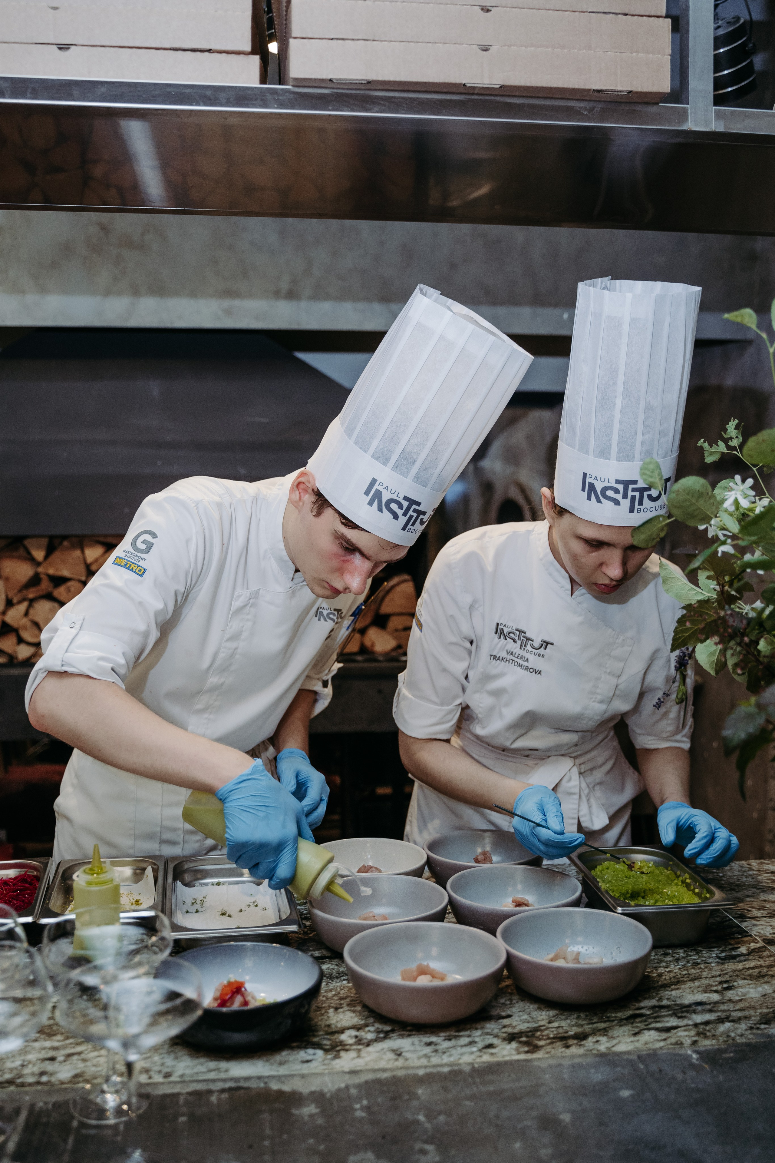 Открытый ужин с Mishlen Шеф Поварами. Репортажный и свадебный фотограф в Москве Рая Небогатова