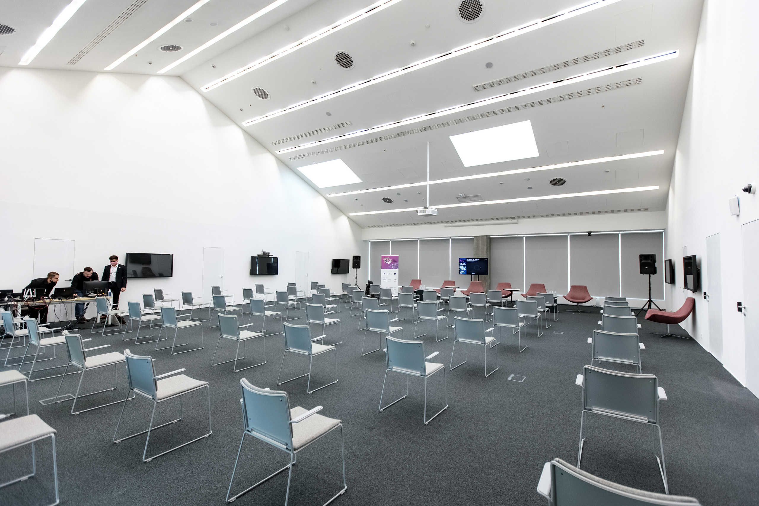 Youth RIGF. Сколково. Свадебный репортажный фотограф в Москве