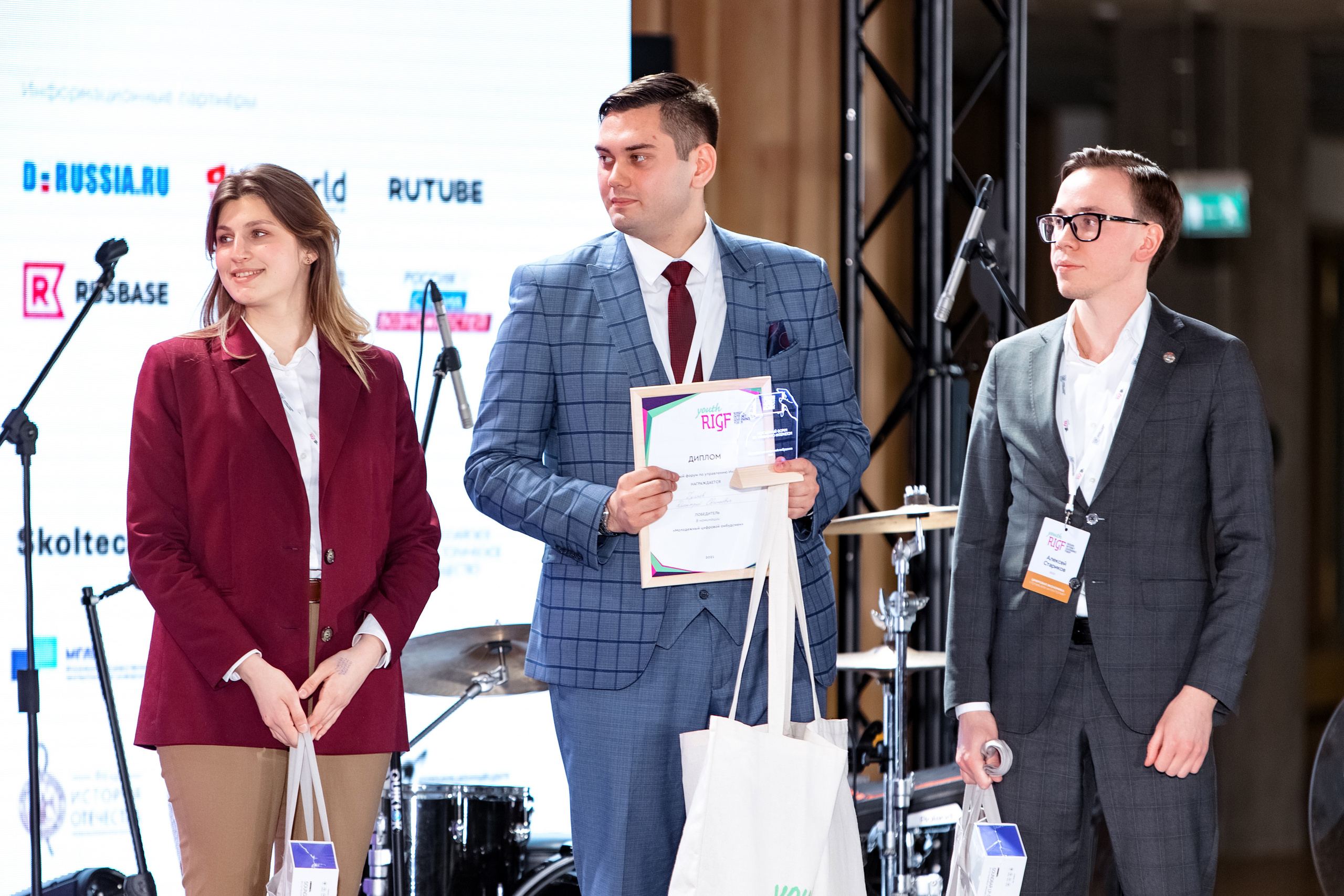 Youth RIGF. Сколково. Свадебный репортажный фотограф в Москве