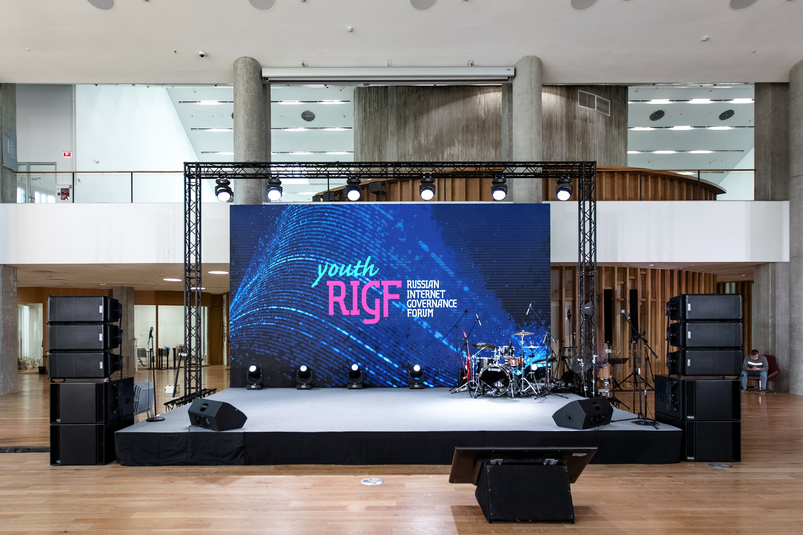 Youth RIGF. Сколково. Свадебный репортажный фотограф в Москве