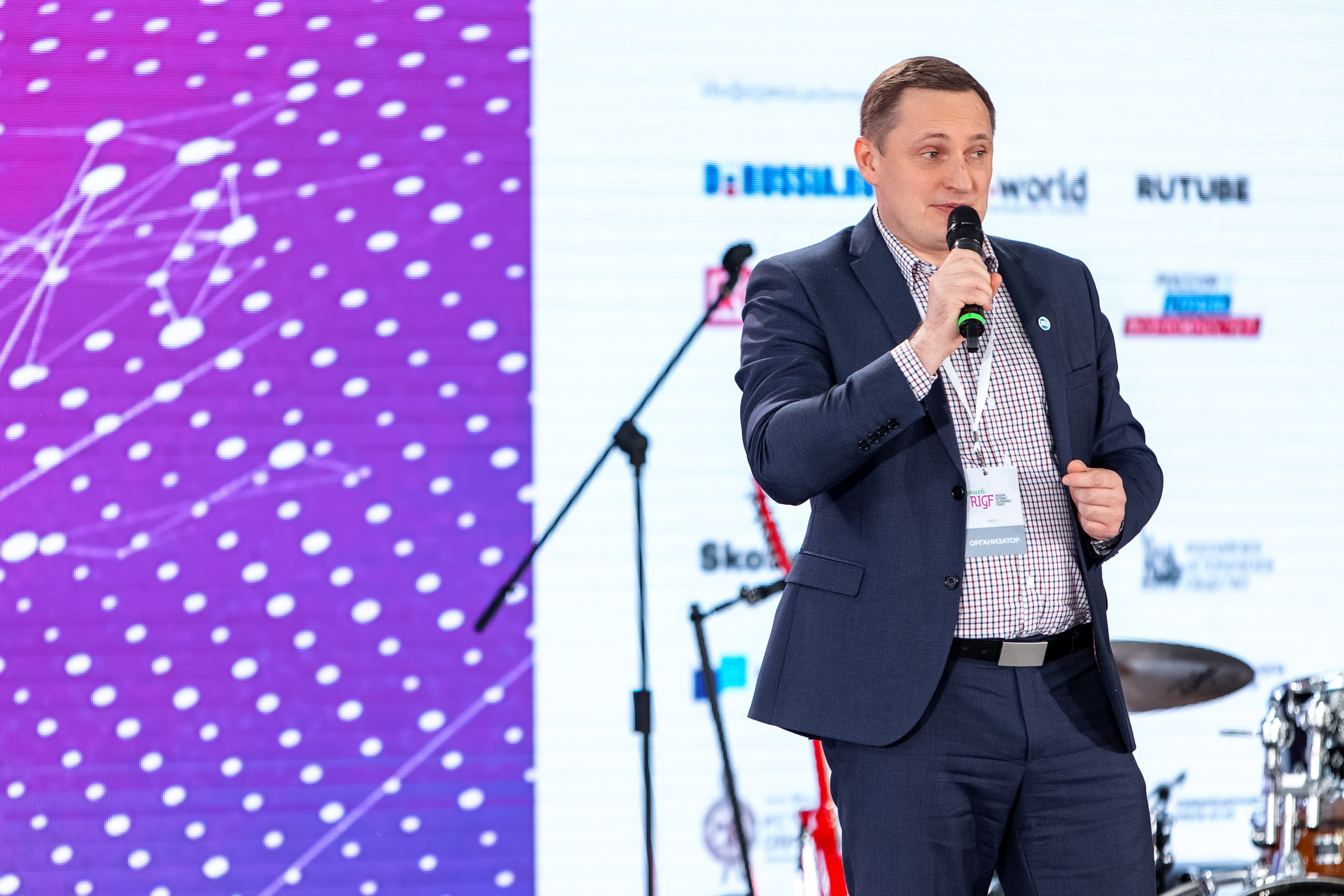 Youth RIGF. Сколково. Свадебный репортажный фотограф в Москве