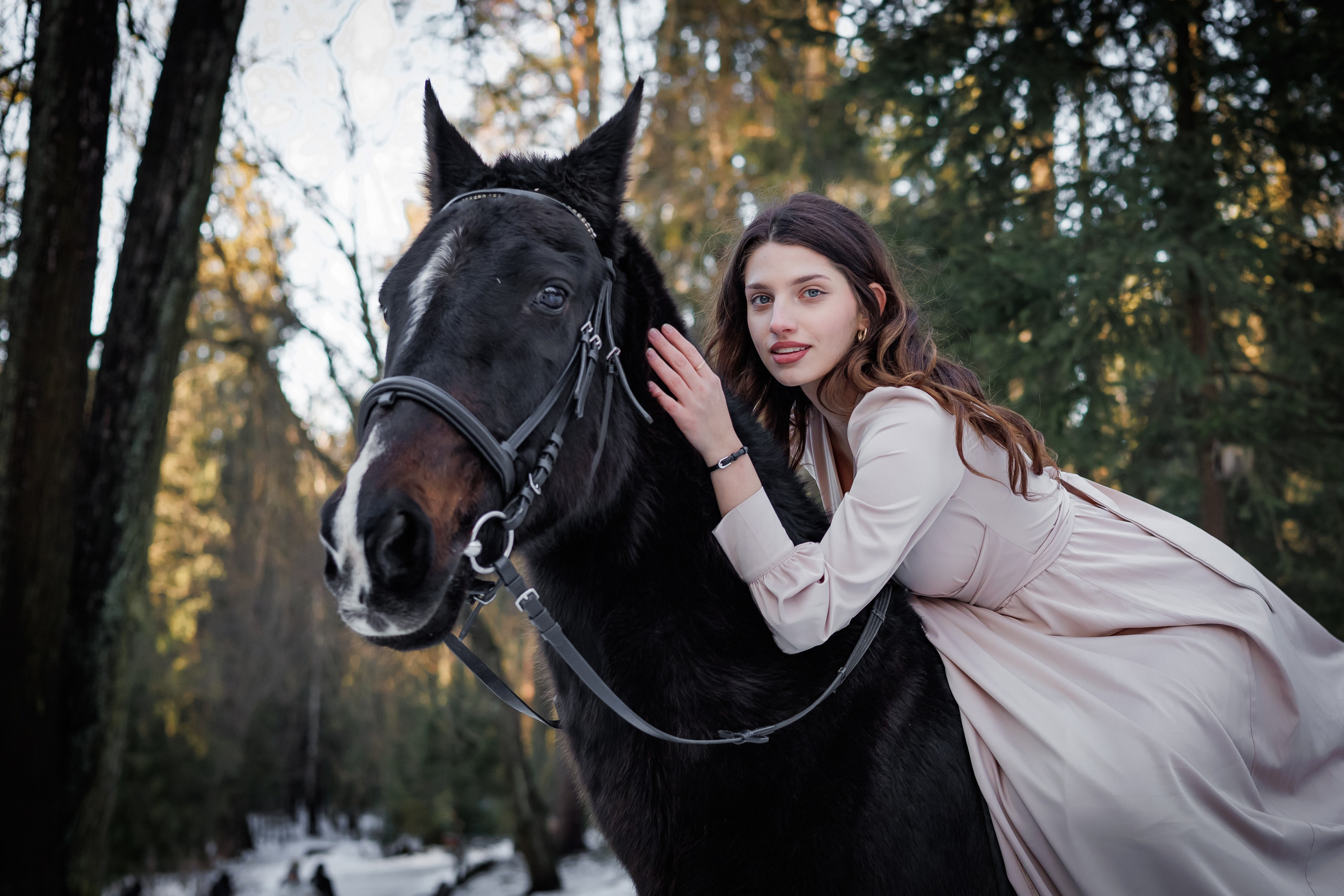 Илона. Фотопрогулка в Шуваловском парке на лошади. Портретный фотограф Панферова Регина г. Санкт-Петербург, г. Казань