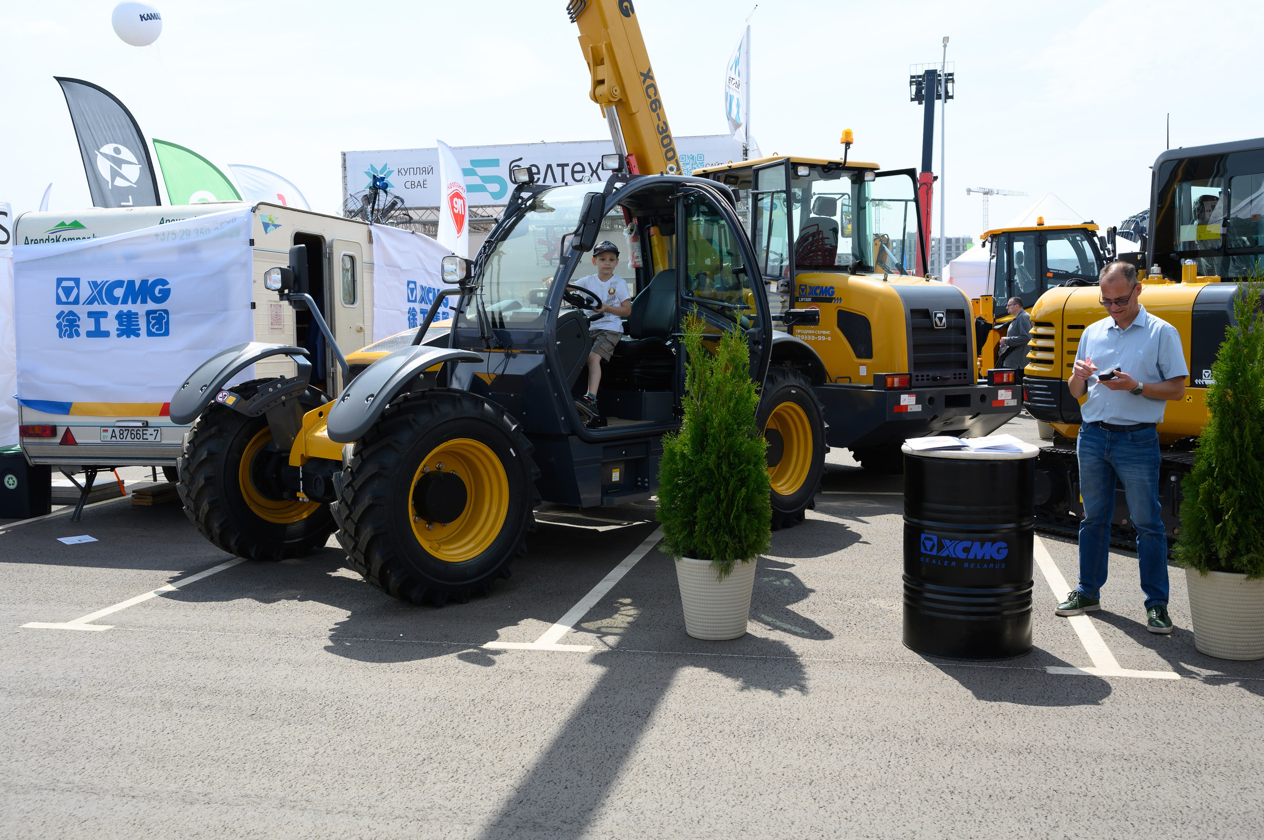 Агровыставка. Фотоуслуги, услуги фотографа, фотографирование важных событий