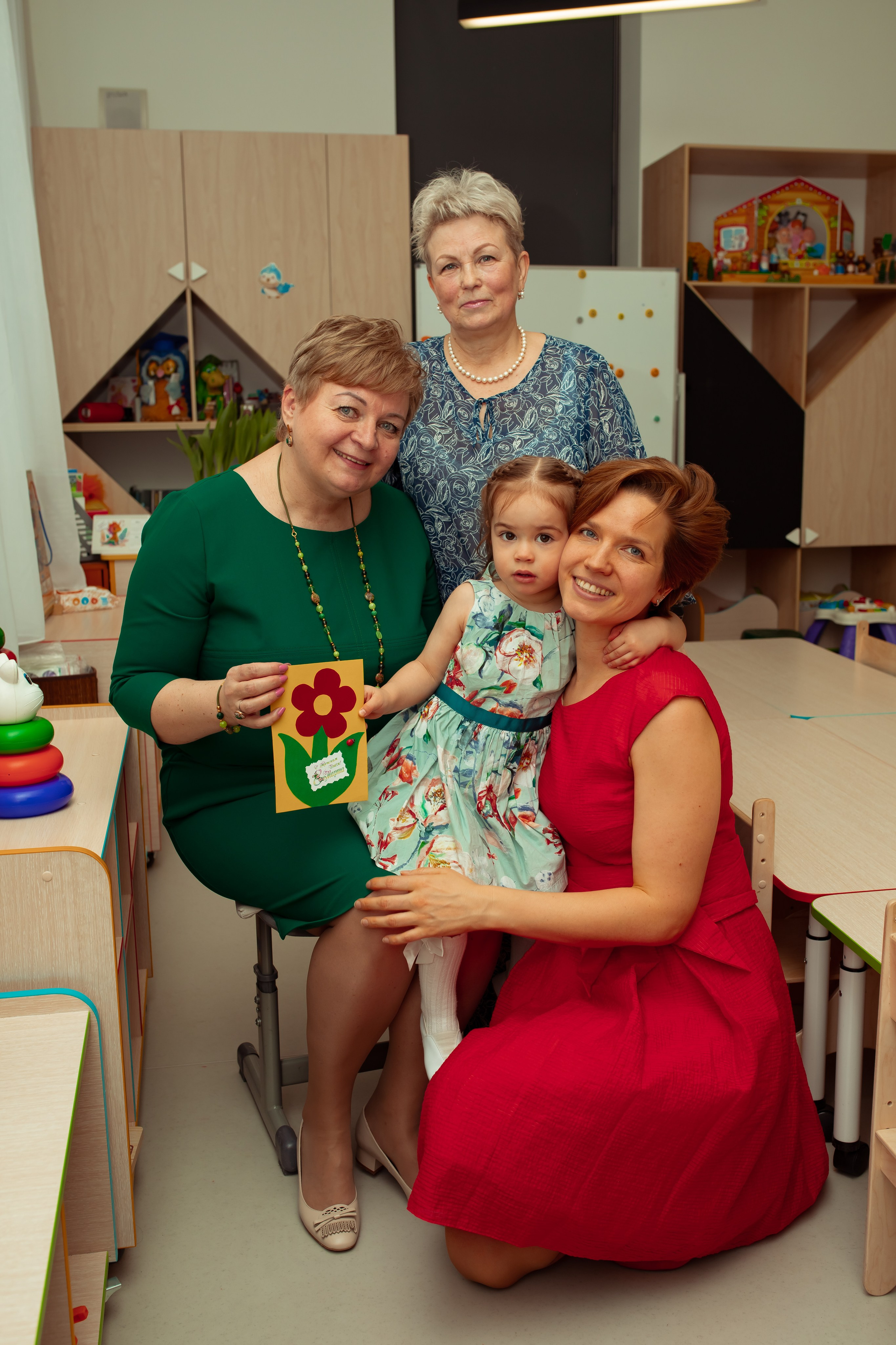 Праздник весны в детском саду. Семейный и детский фотограф в Москве Дорогова Екатерина
