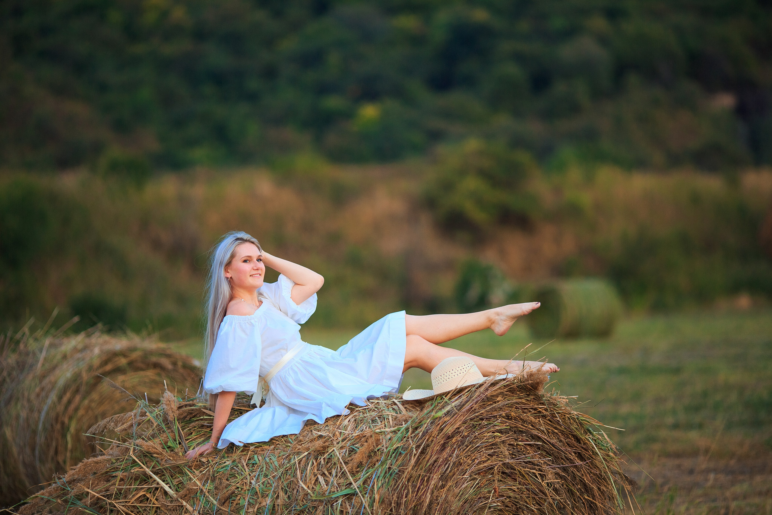 Фотосессия в стогах Алматы. Свадебный и семейный фотограф в Алматы Алексей Балышев