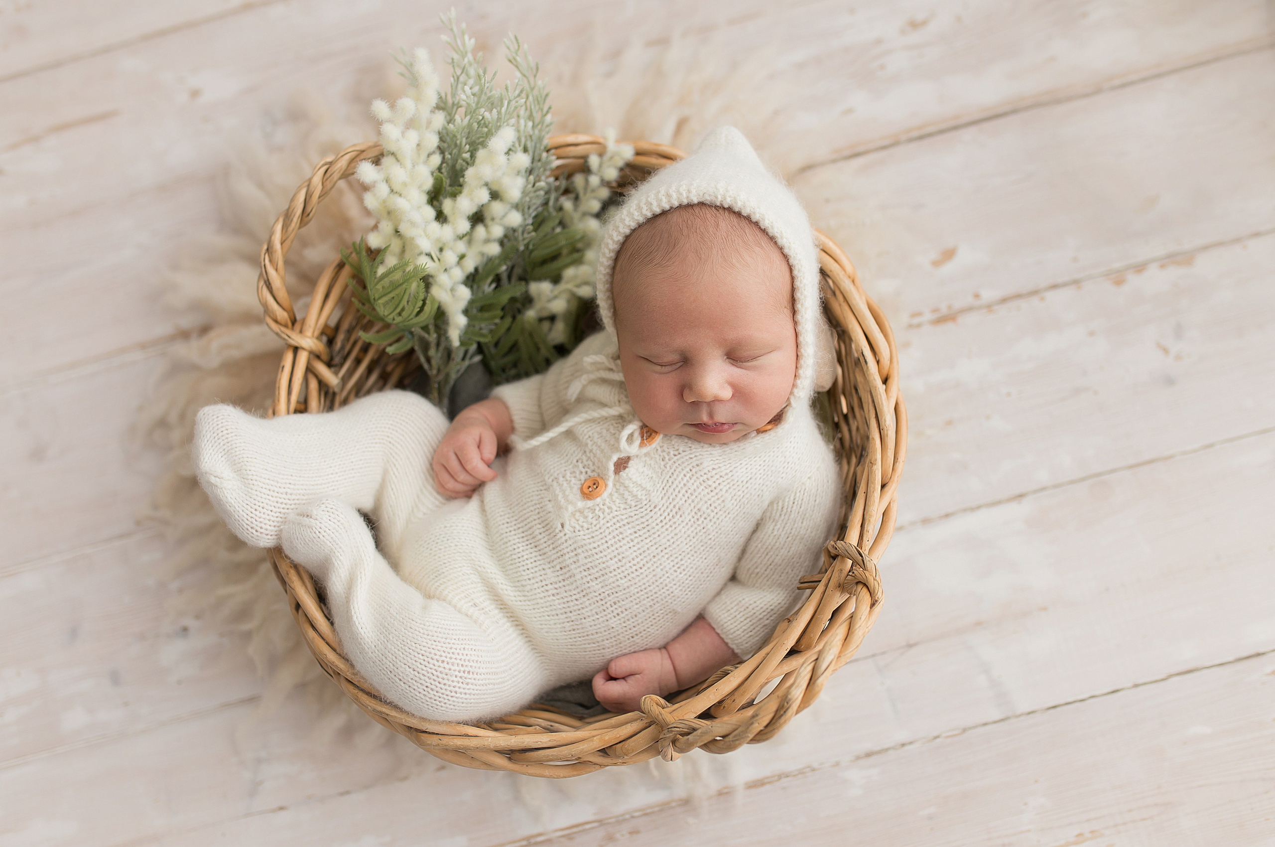 Фотосессия новорождённого. Фотограф новорождённых малышей и детский фотограф В Казани Лана Максим