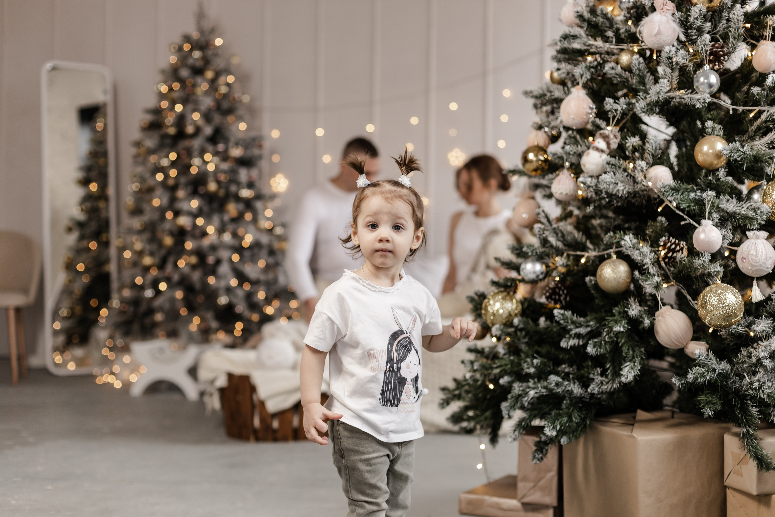 Новогодние семейные съёмки в фотостудии. Свадебный и семейный фотограф Дарья Осипова (Никитина). Саратов