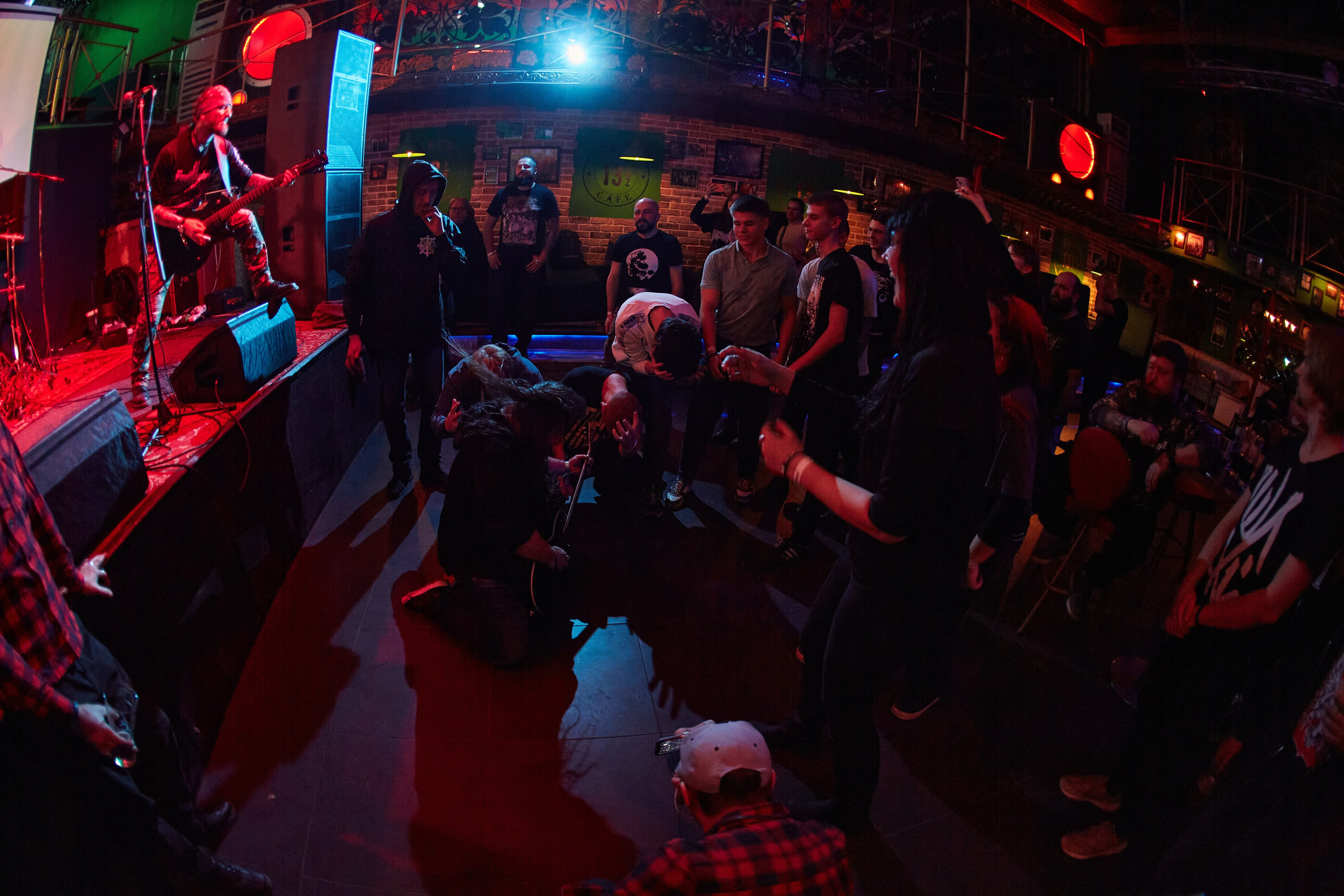 2023-11-03. Abysslooker