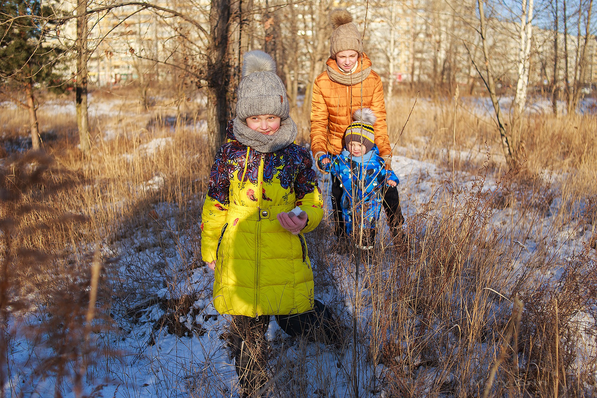 Зимняя фотопрогулка на мещерском озере с мандаринами. Детский и семейный фотограф, фотограф мероприятий Нижний Новгород