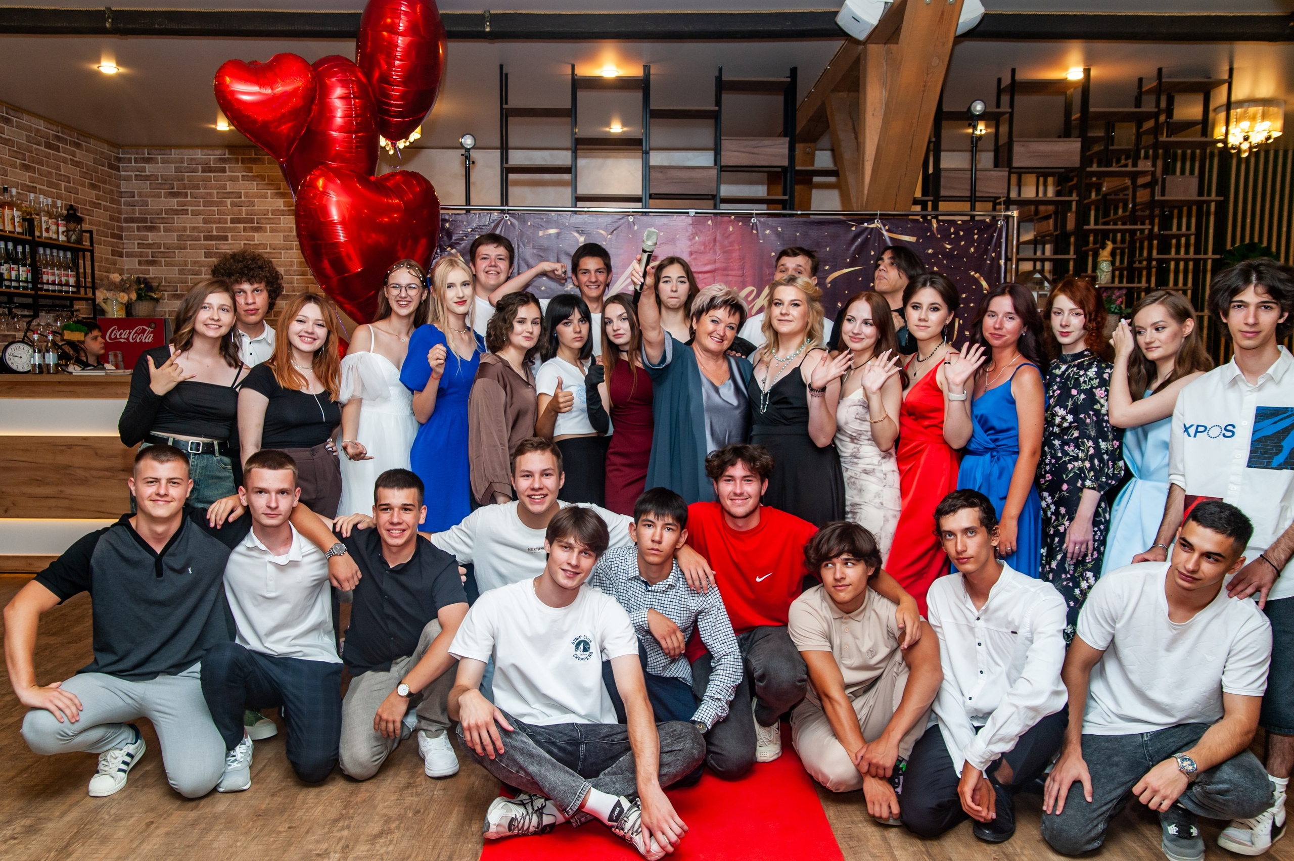 Выпускной МАОУ СОШ № 17 им. Эдуарда Есаяна. Свадебный и семейный фотограф Денис Лукьянов в Краснодаре, Краснодарском крае и Республике Крым