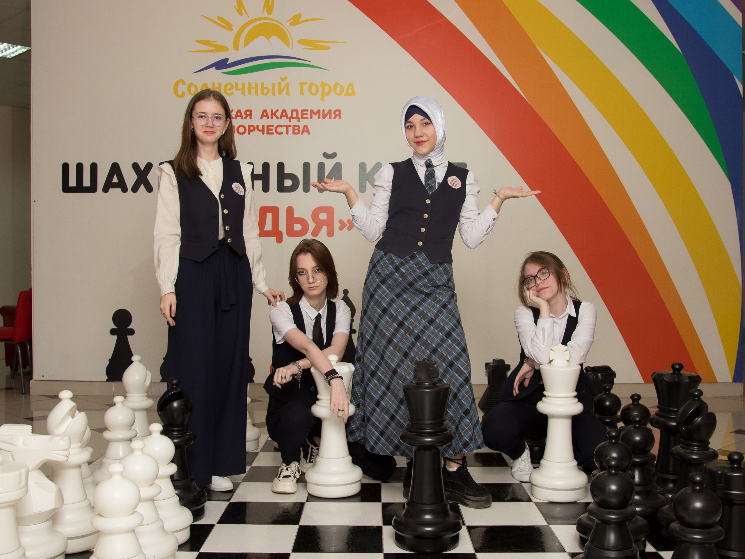 9  и 11 классы. Школьный фотограф в г. Нальчик Галимат Абитова