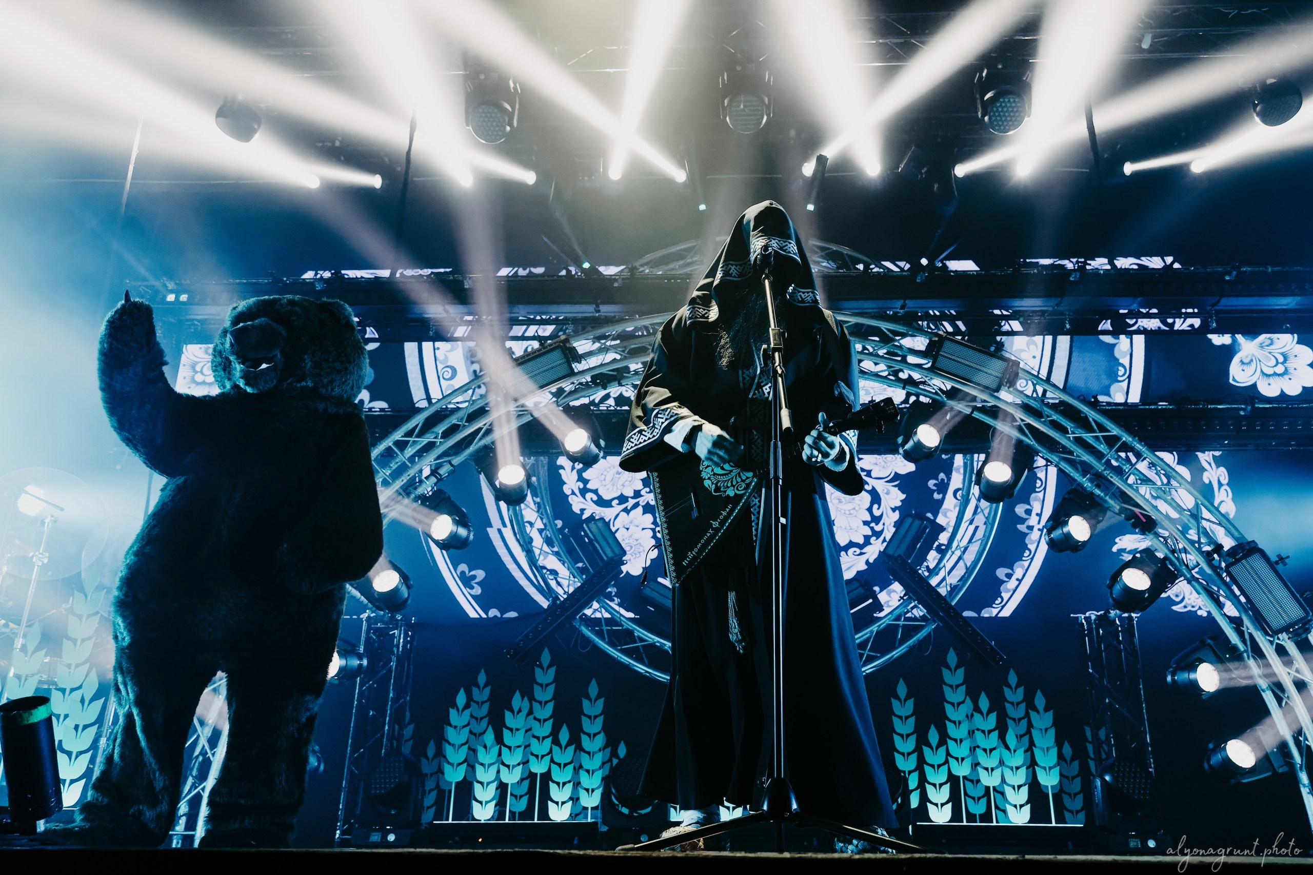 Концерт группы Нейромонах Феофан, фоторепортаж СПб, BASE SPB, 11.04.2025. Алена Адрианова: фотограф в Санкт-Петербурге