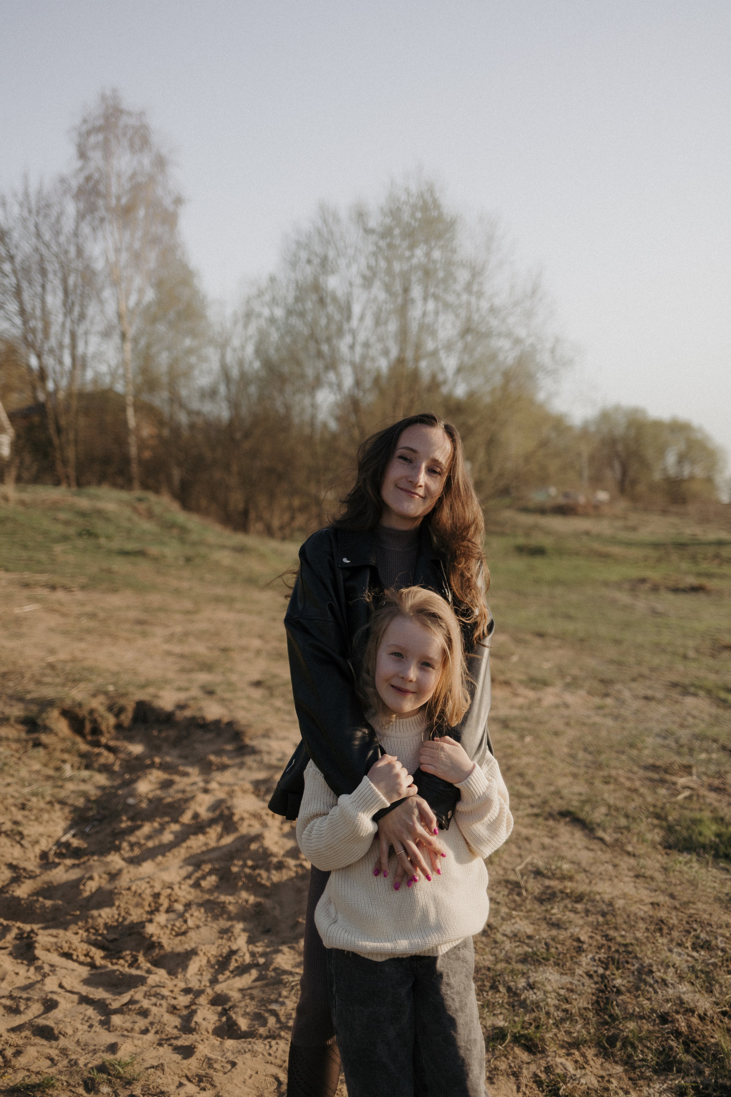 Две дочки. 23.04.2023. Семейный, портретный и свадебный фотограф в Москве и Одинцово Лощинина Мария