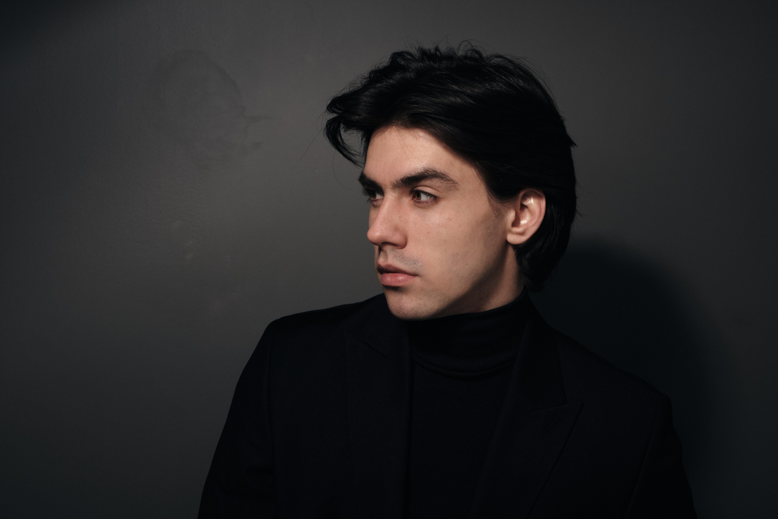 Артём — актёрские портреты. Фотограф в Москве Михаил Елизарьев
