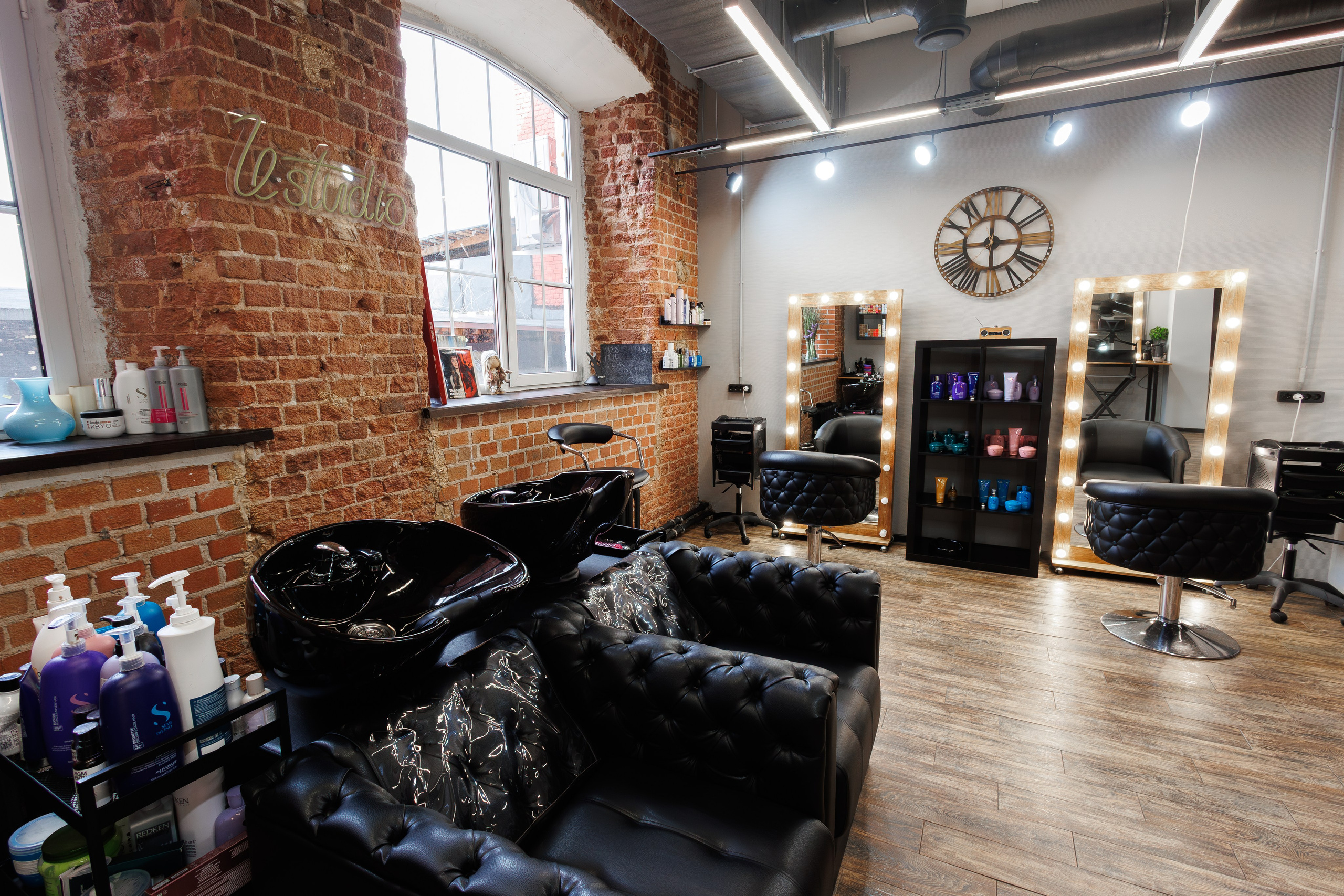 Азимут. Фотосъёмка для бизнеса — предметное фото, репортаж с мероприятий, портреты людей, съёмка интерьера и экстерьера