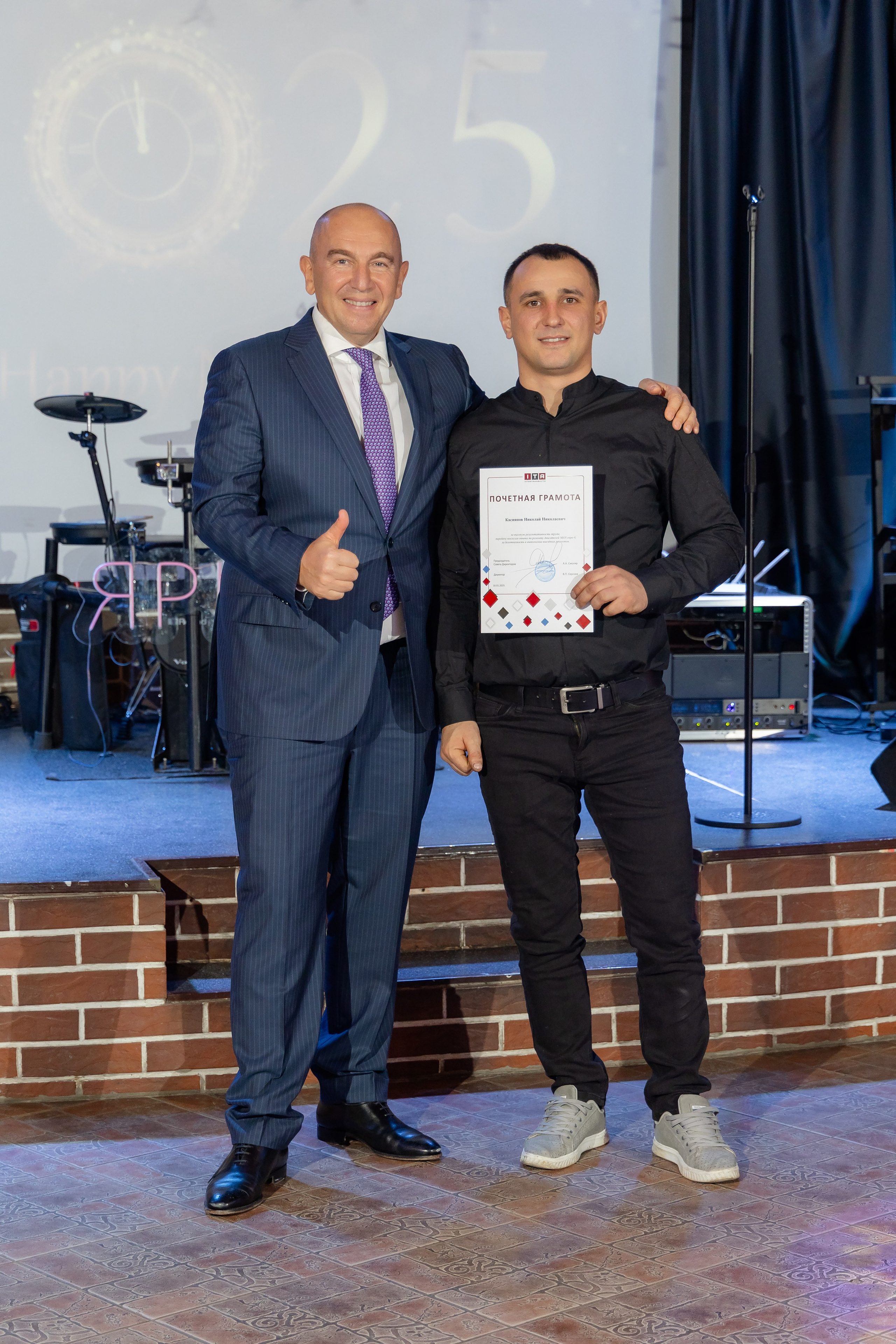 Корпоративная новогодняя съемка для логистической компании ИТА. Свадебный фотограф в Минске/Беларуси Сергей Спиридонов